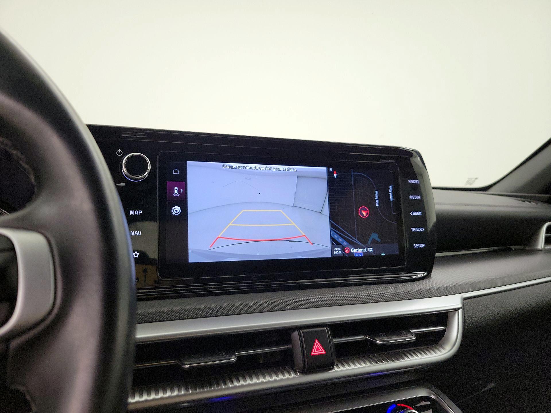 Thumbnail: 2023 Kia K5 - 14