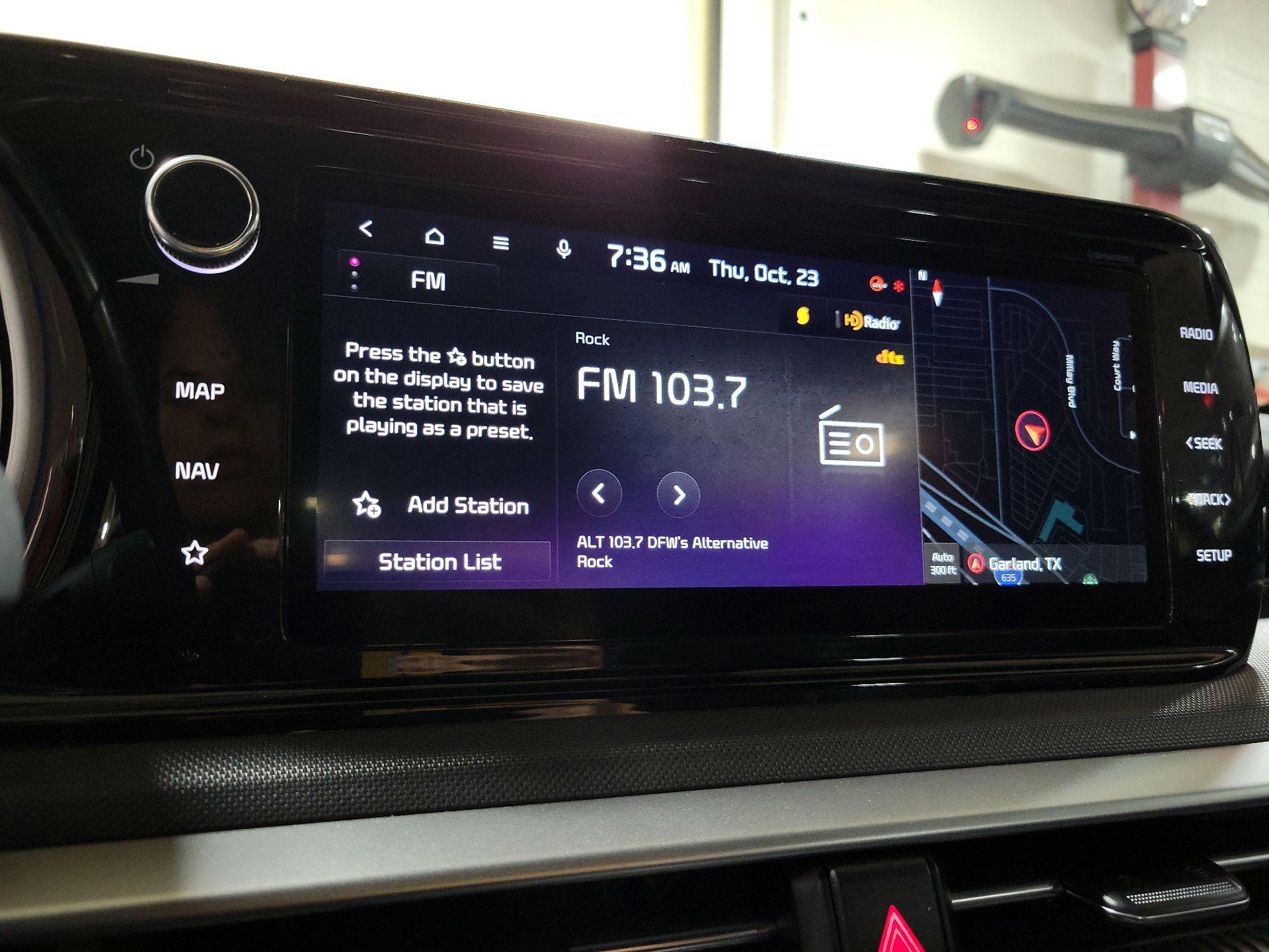 Thumbnail: 2023 Kia K5 - 15