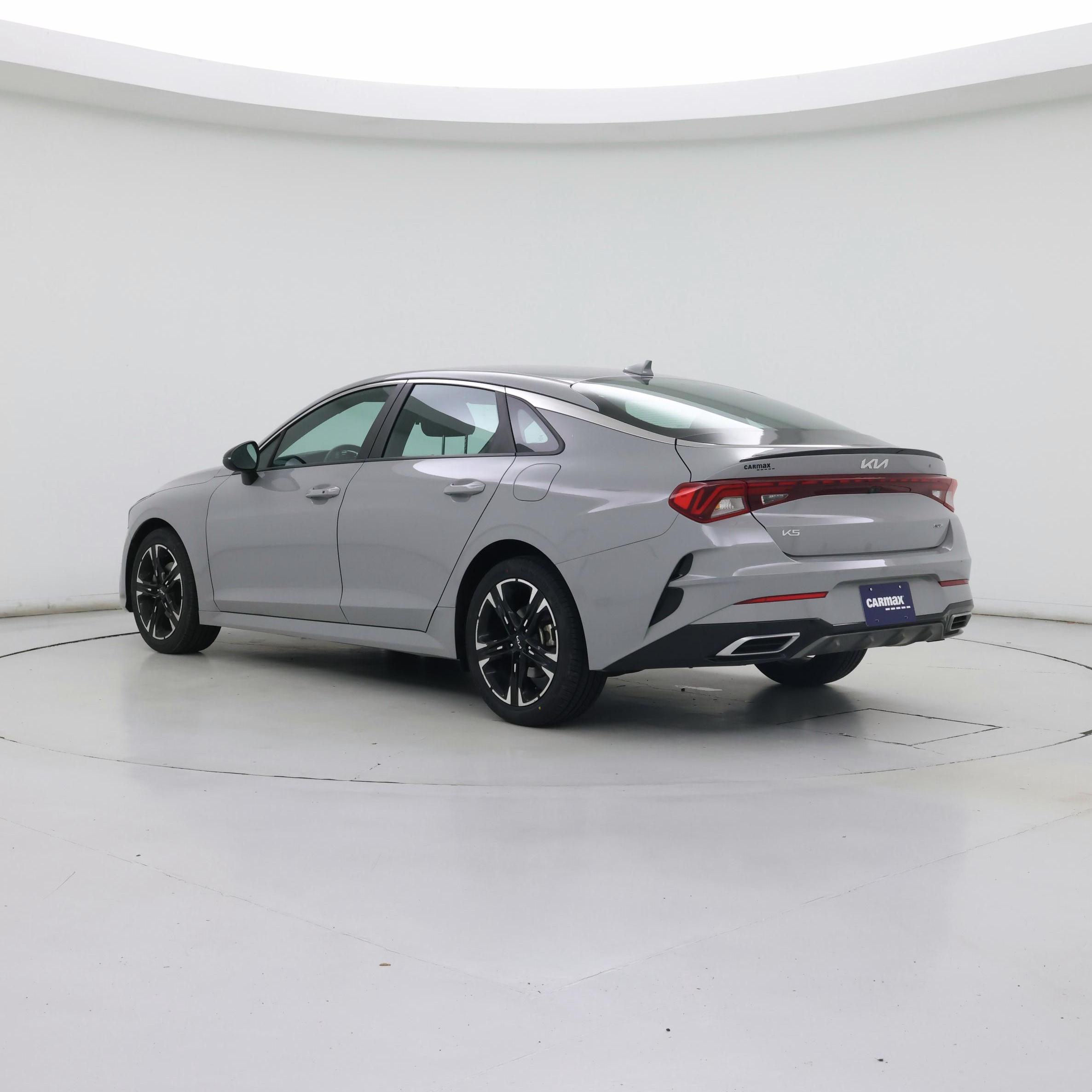 Thumbnail: 2023 Kia K5 - 2