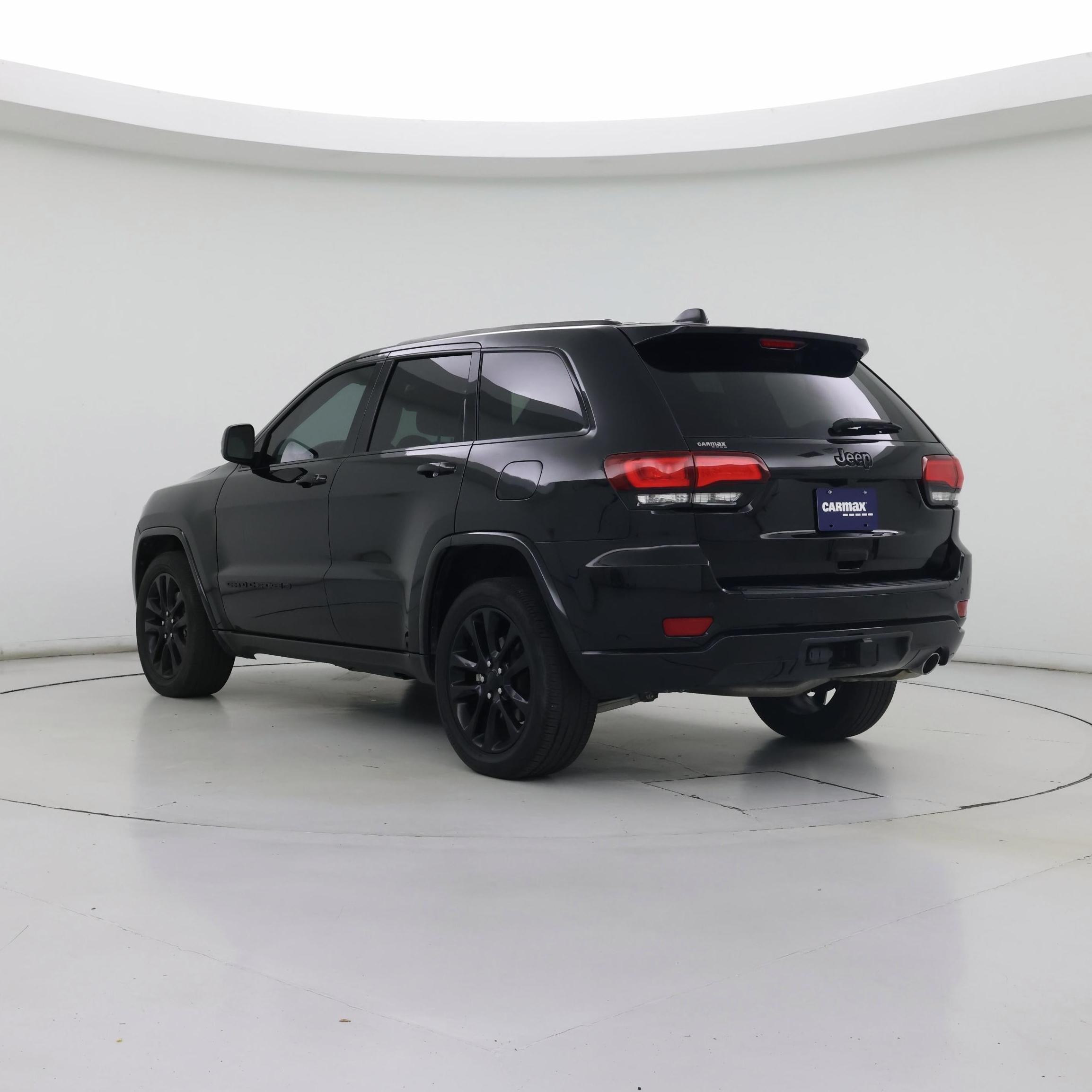 Thumbnail: 2022 Jeep Grand Cherokee - 2