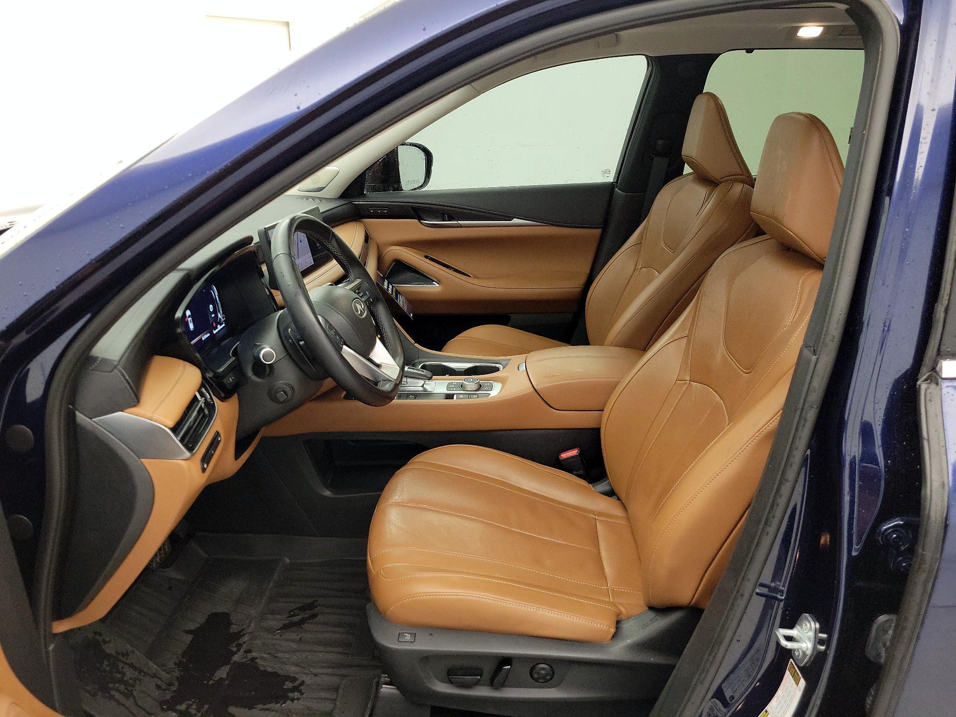 Thumbnail: 2023 INFINITI QX60 - 11