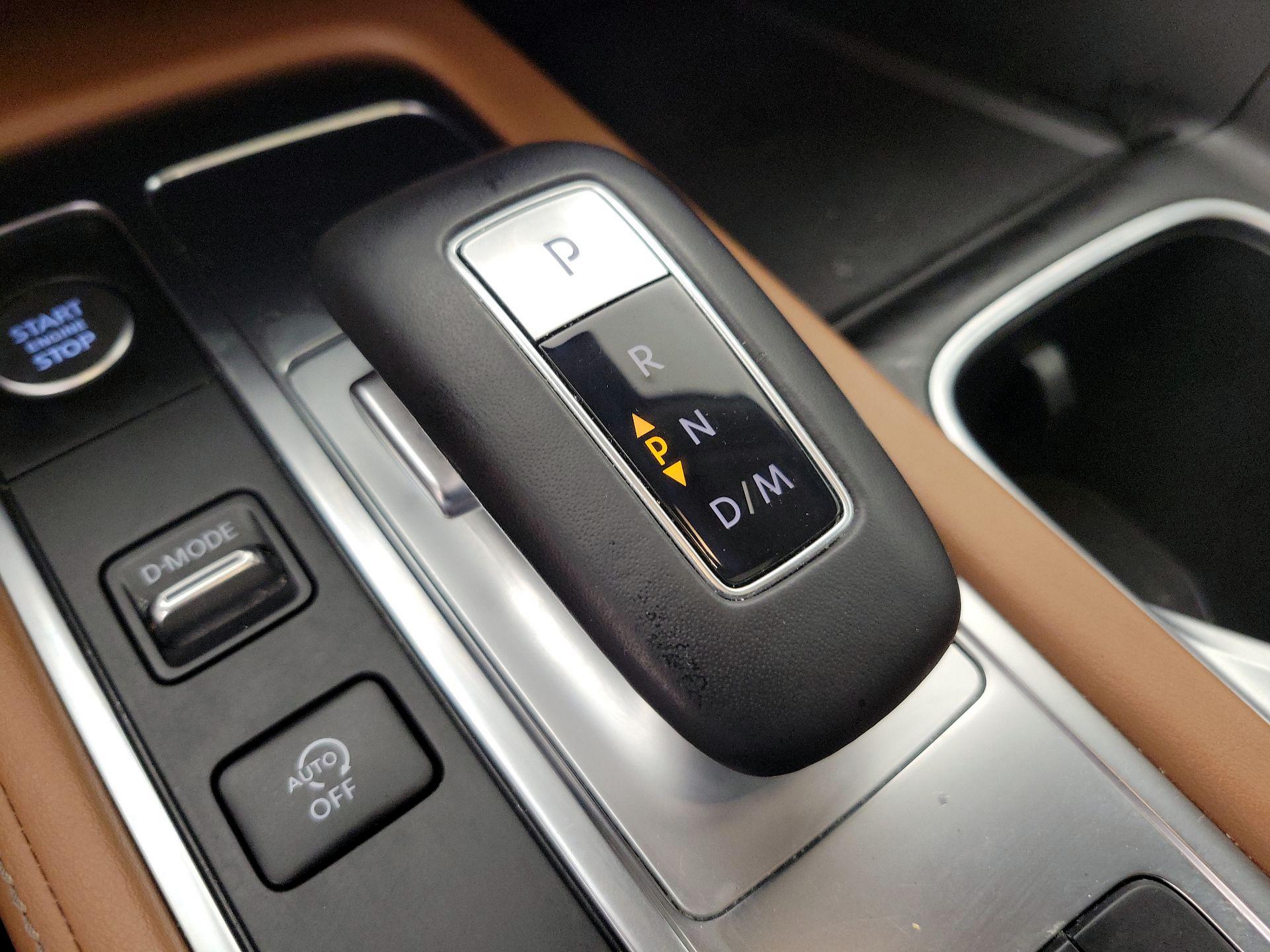 Thumbnail: 2023 INFINITI QX60 - 18