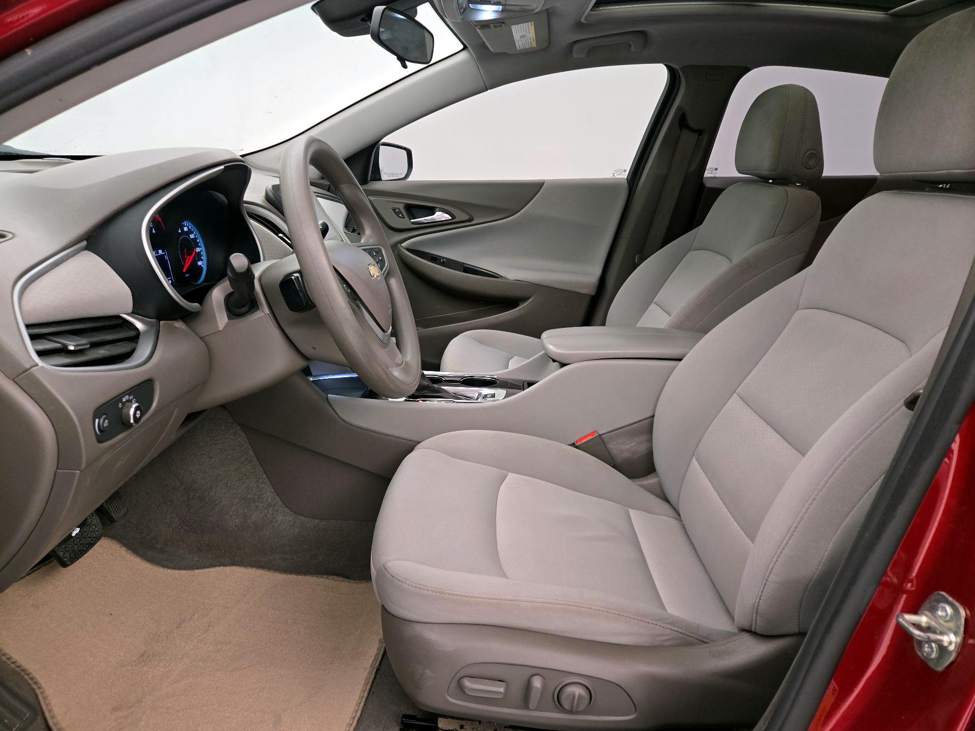 Thumbnail: 2023 Chevrolet Malibu - 11