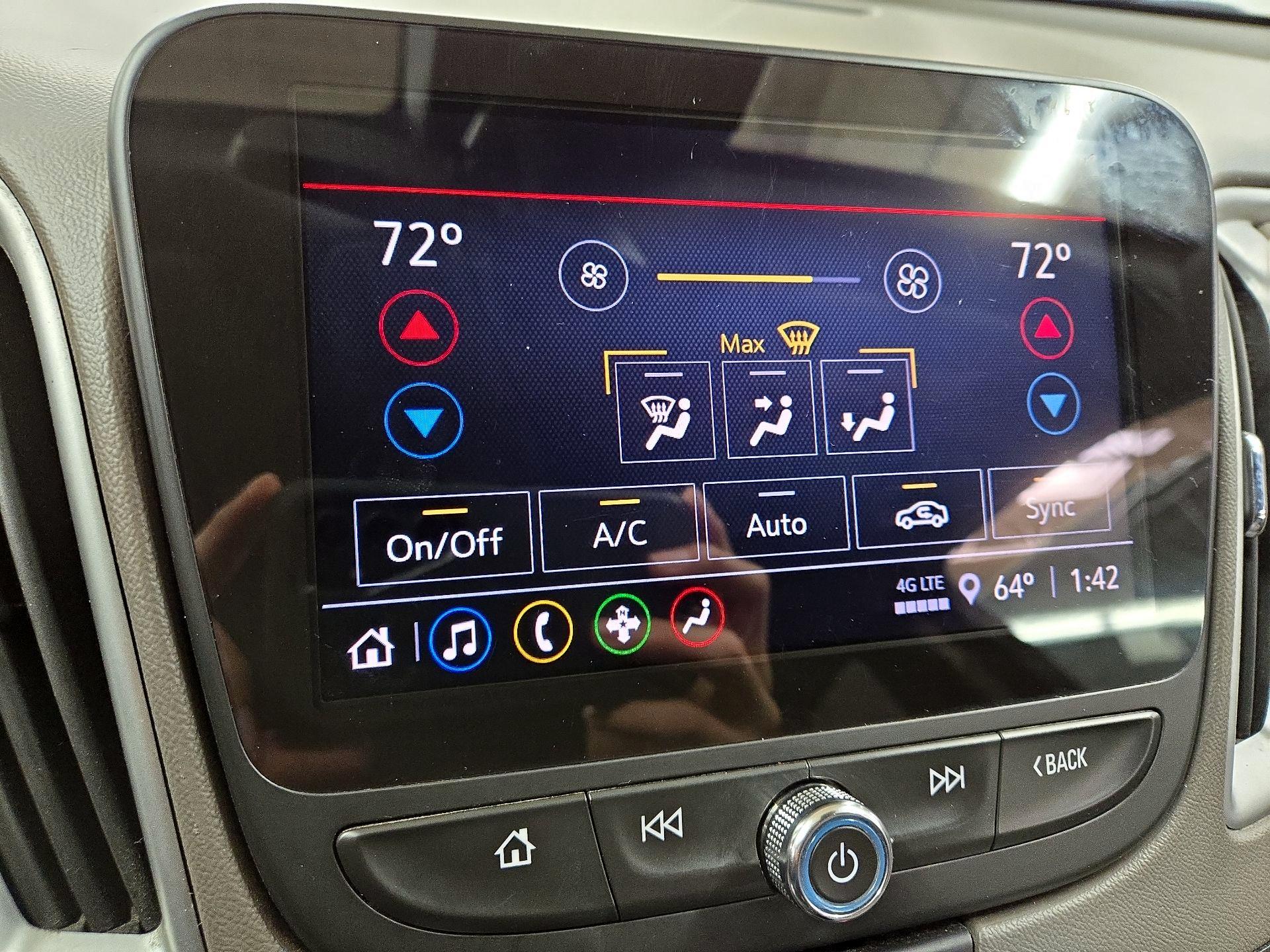 Thumbnail: 2023 Chevrolet Malibu - 16