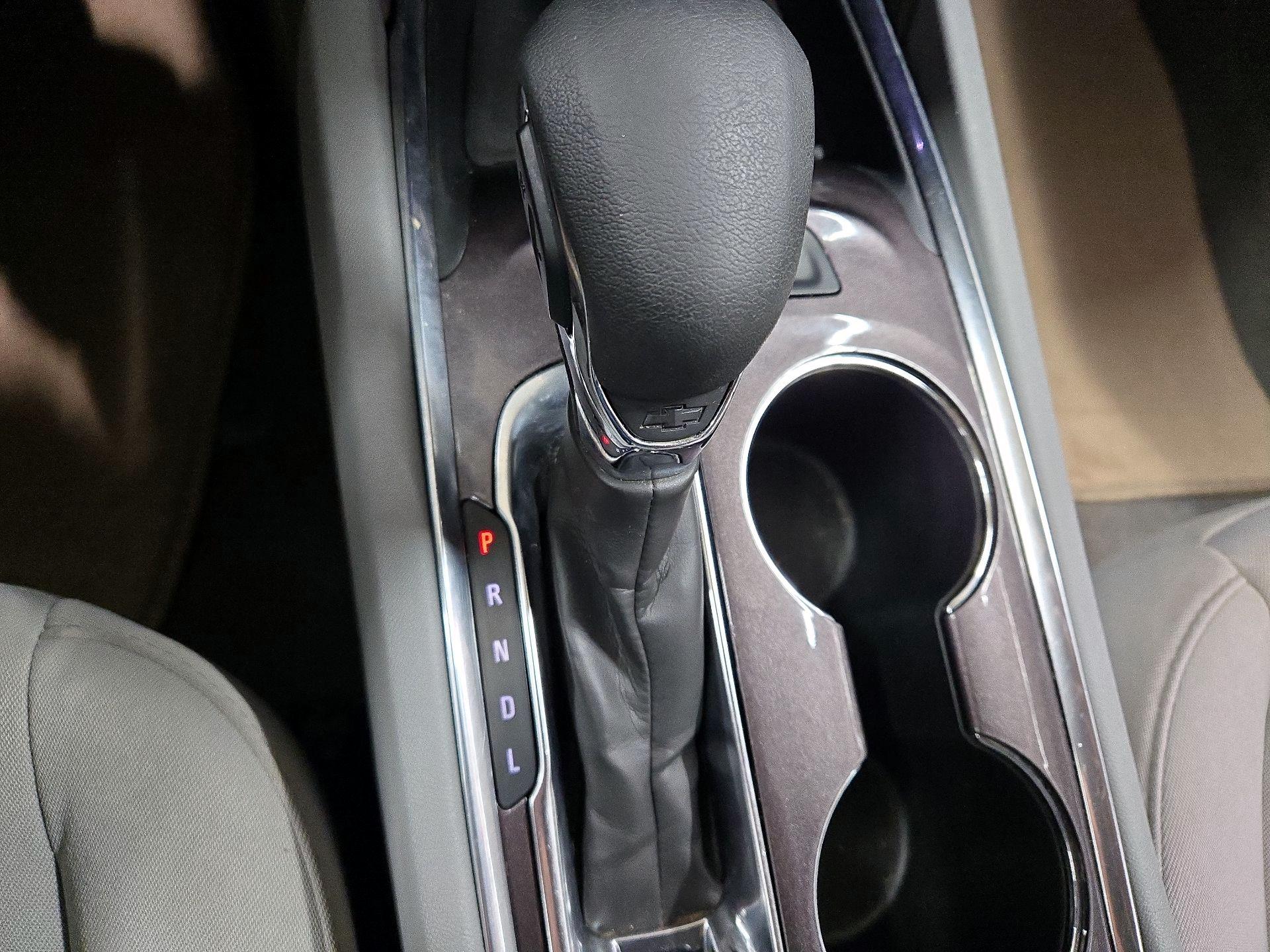 Thumbnail: 2023 Chevrolet Malibu - 17