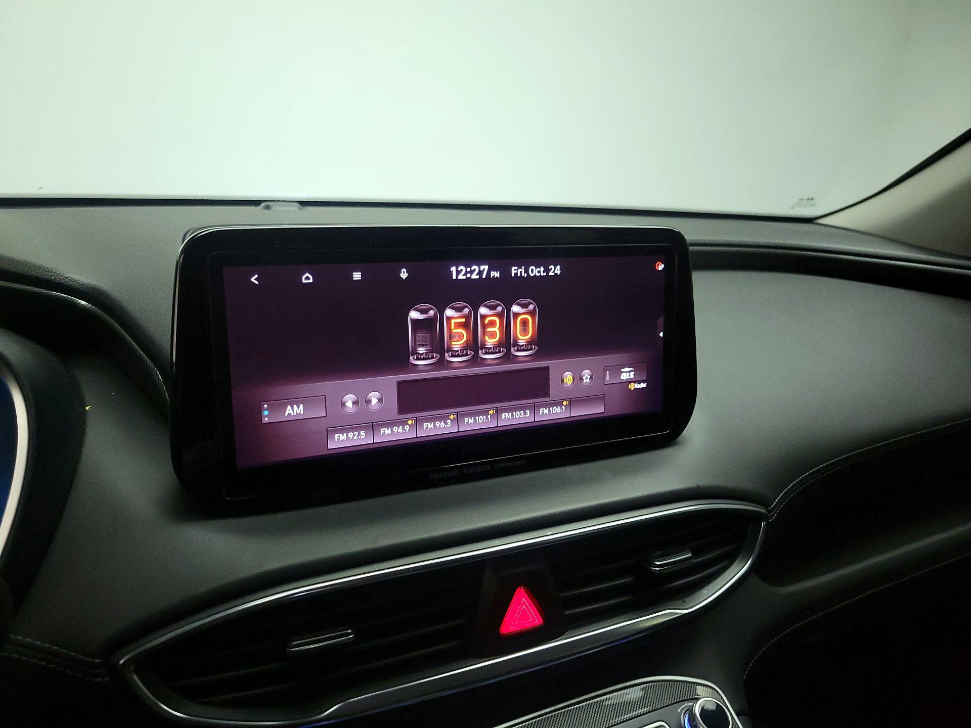 Thumbnail: 2022 Hyundai Santa Fe - 16