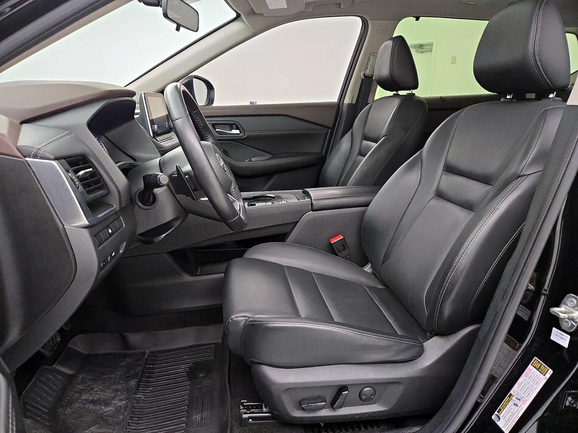 Thumbnail: 2023 Nissan Rogue - 11