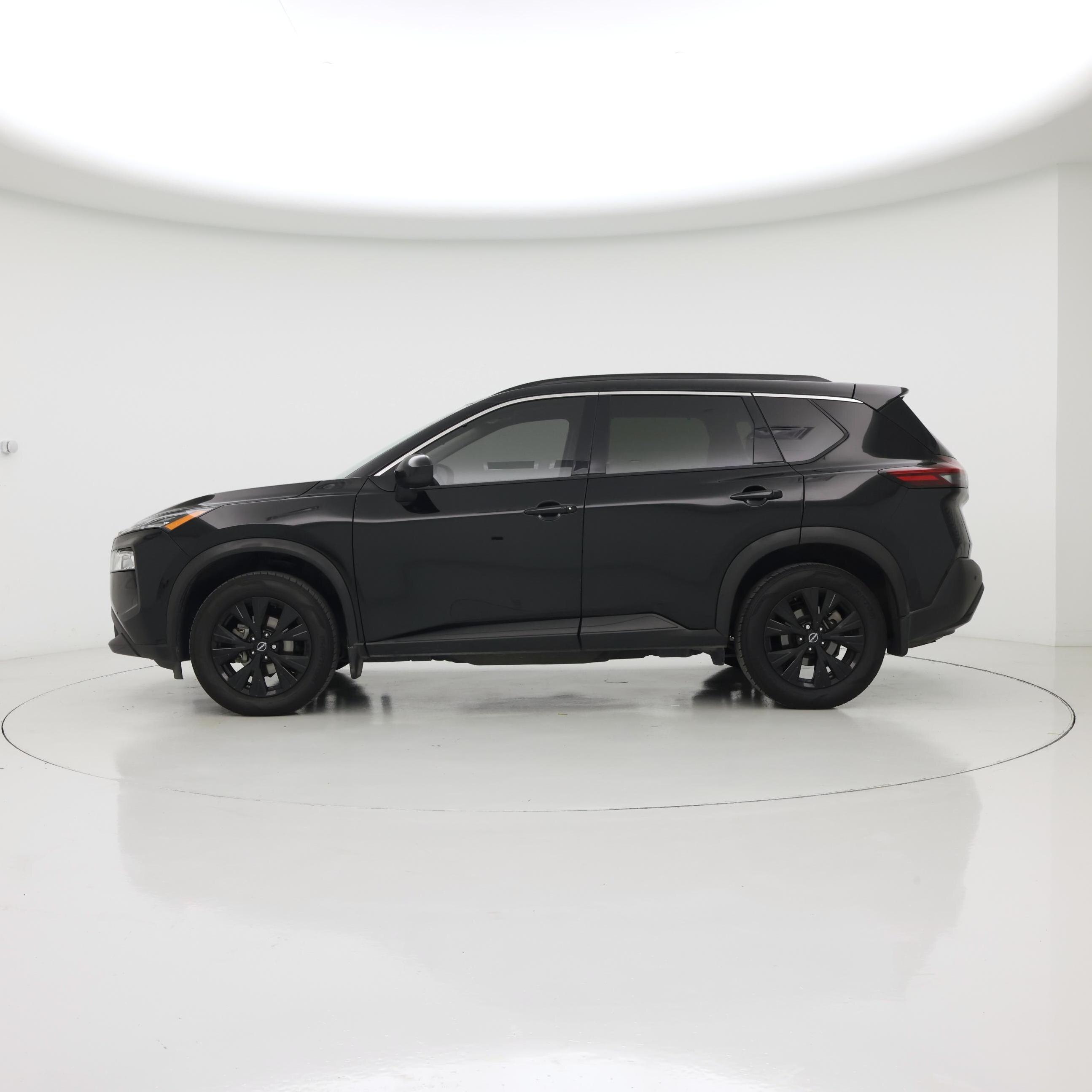 Thumbnail: 2023 Nissan Rogue - 3