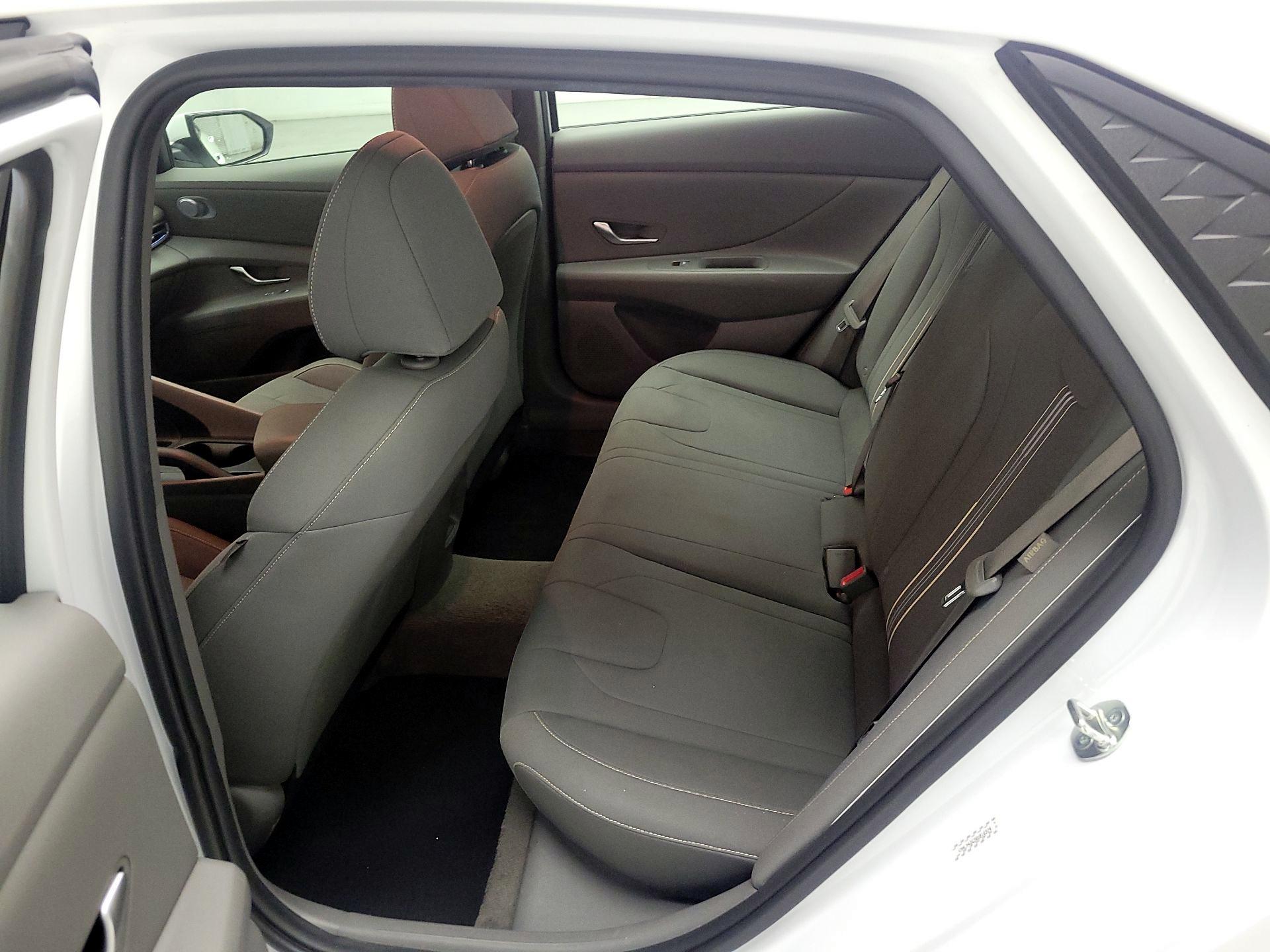 Thumbnail: 2024 Hyundai Elantra - 19