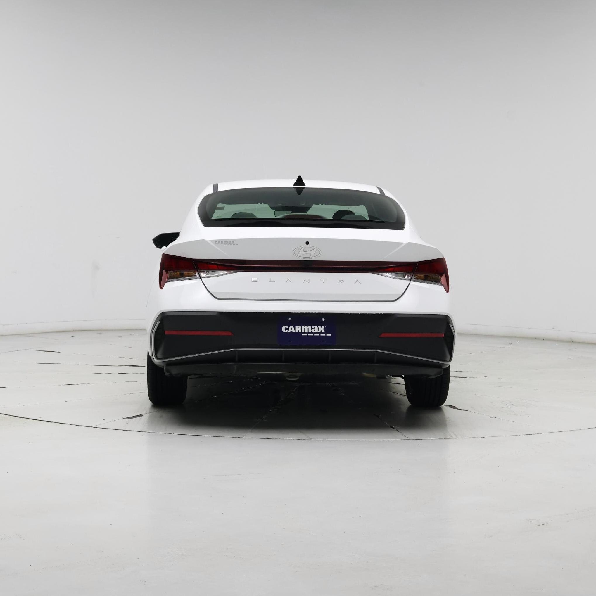 Thumbnail: 2024 Hyundai Elantra - 6