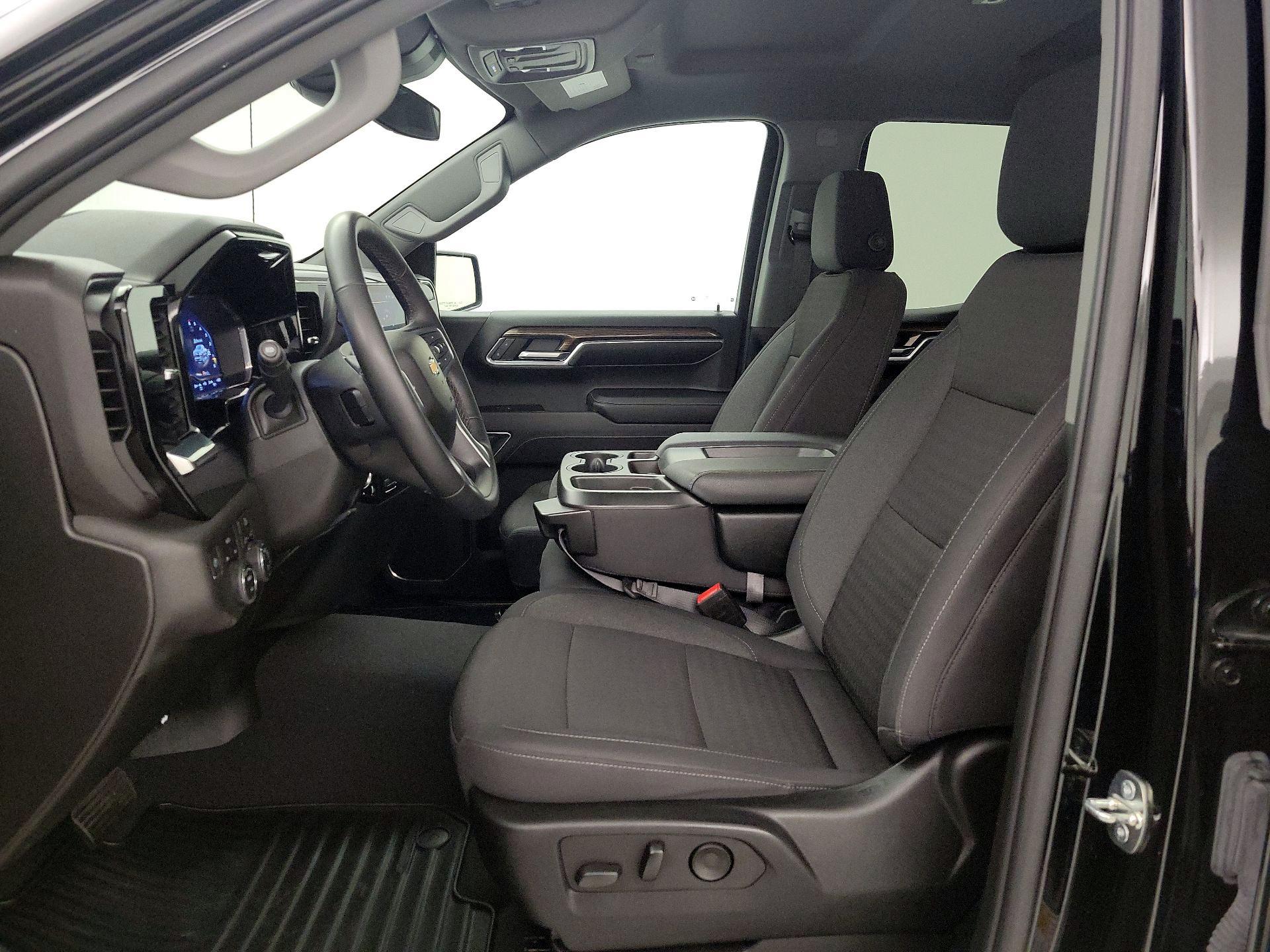 Thumbnail: 2023 Chevrolet Silverado 1500 - 11