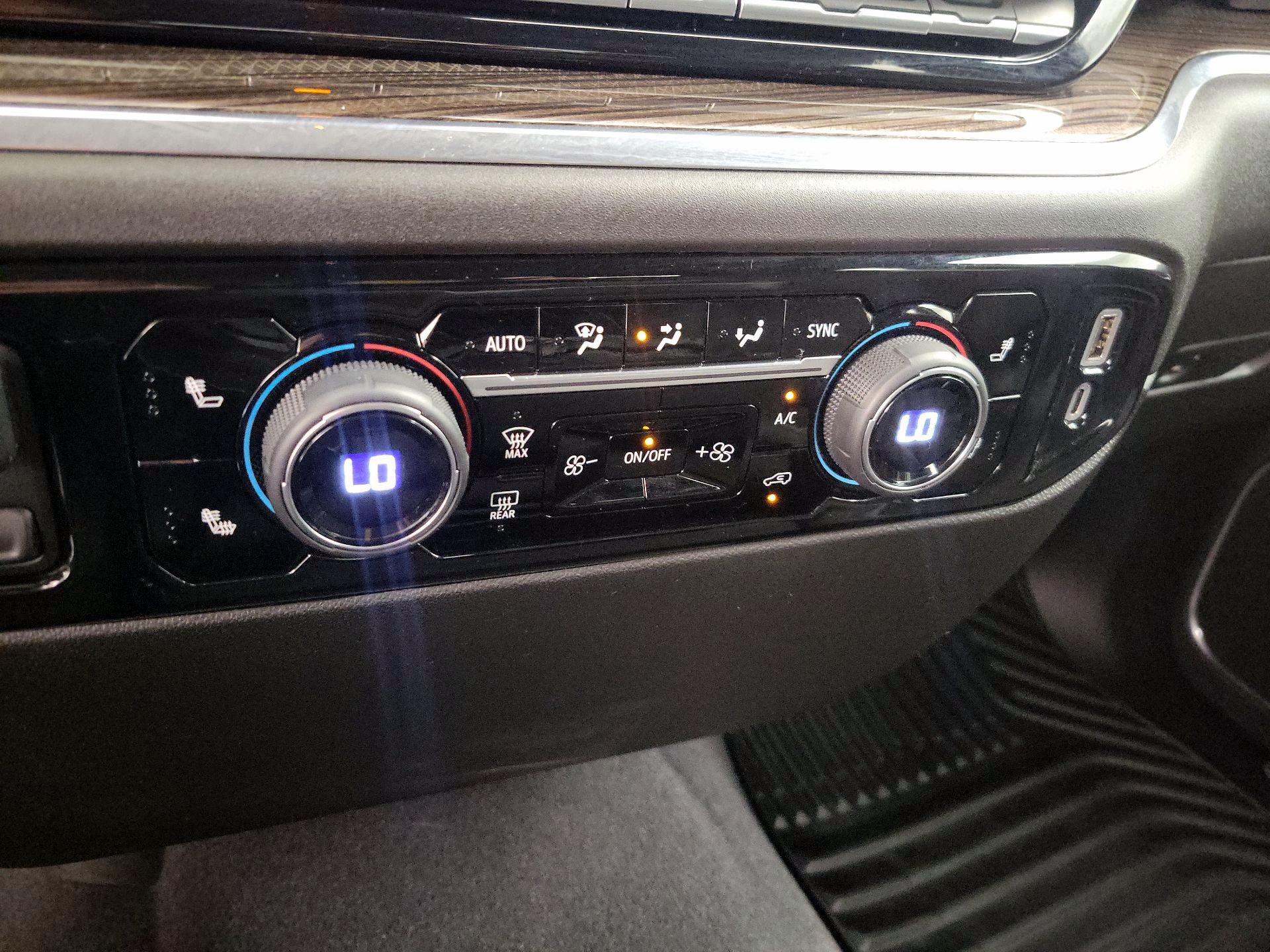 Thumbnail: 2023 Chevrolet Silverado 1500 - 16