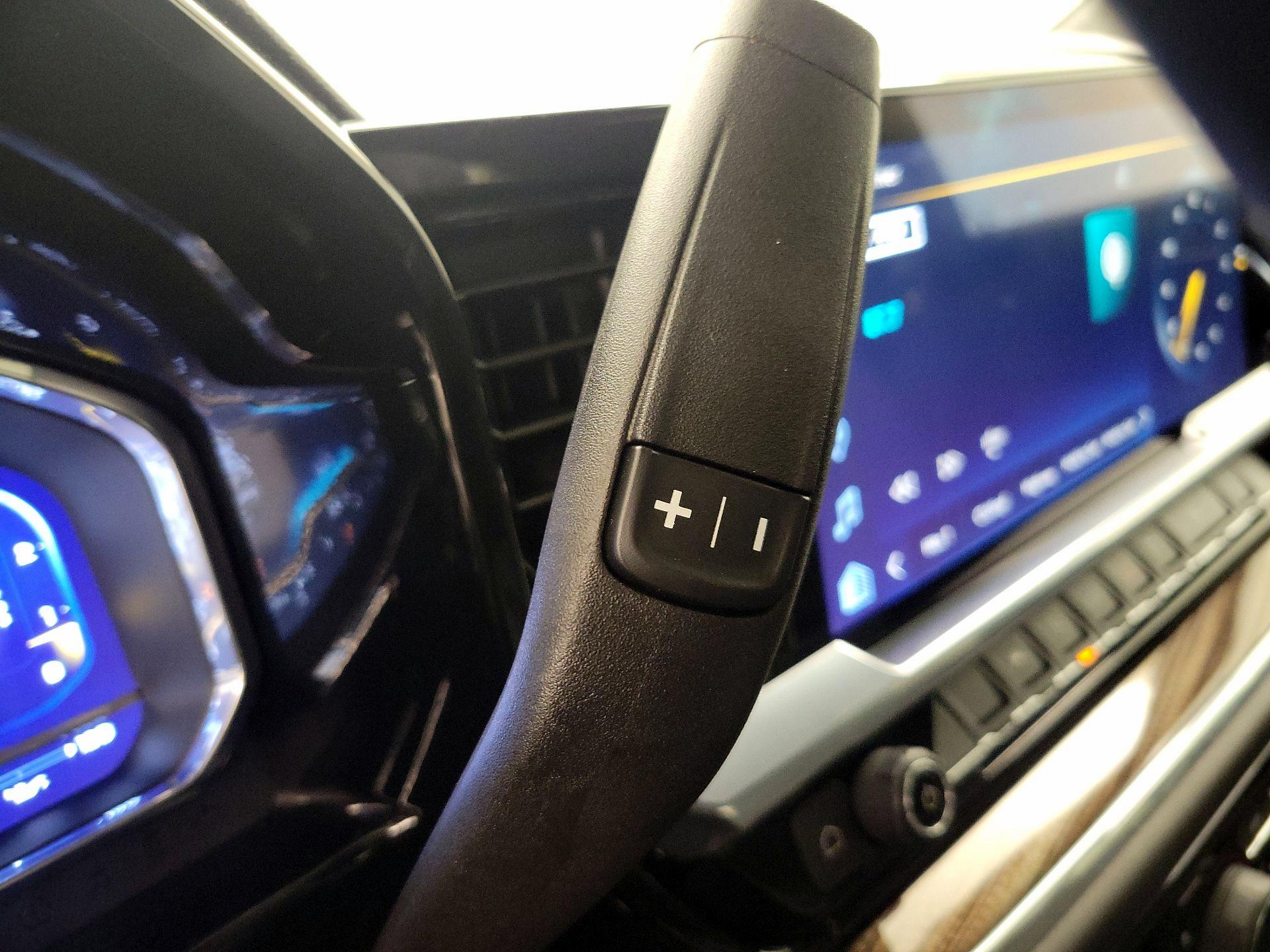 Thumbnail: 2023 Chevrolet Silverado 1500 - 17