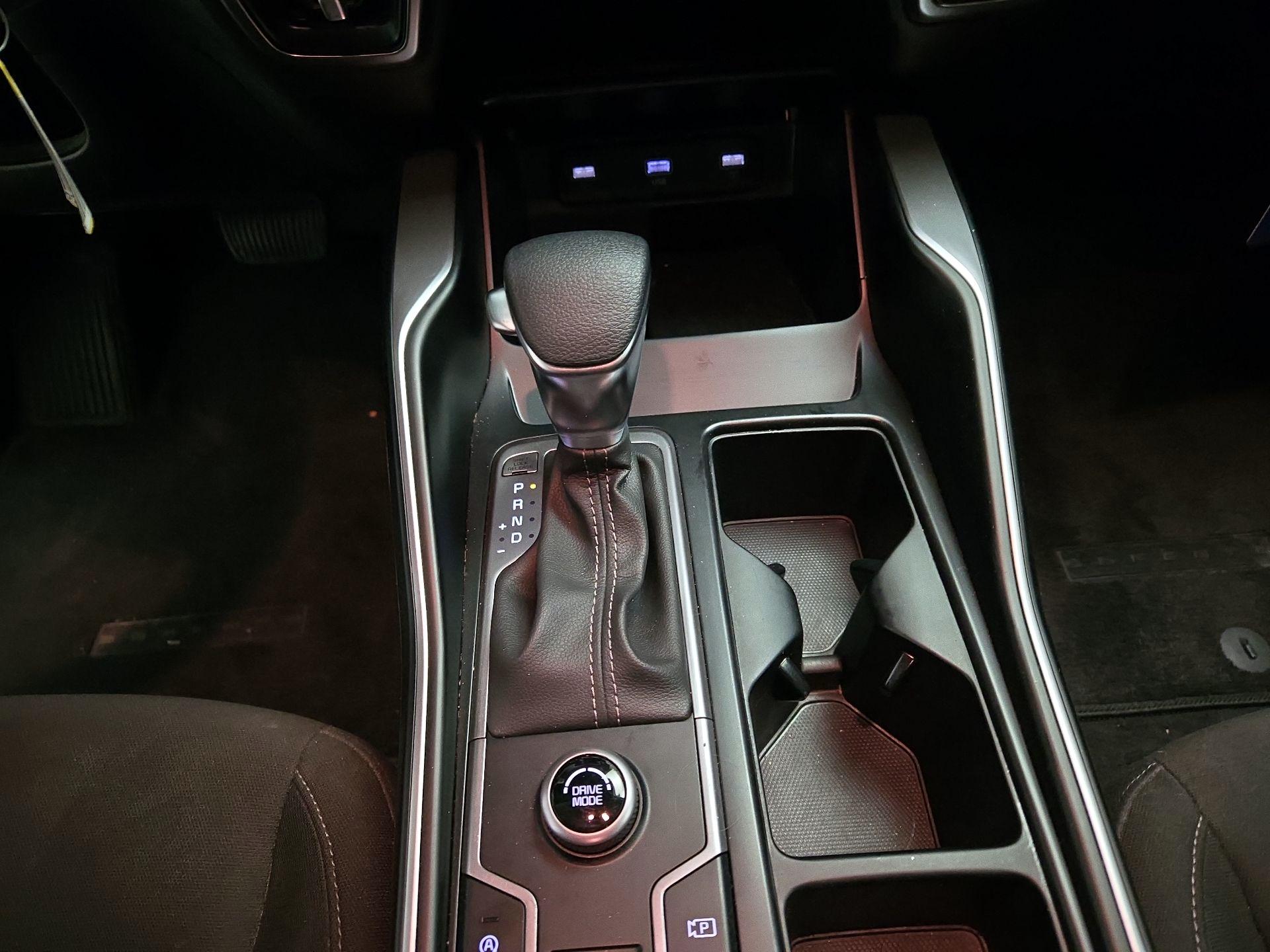 Thumbnail: 2023 Kia Sorento - 17