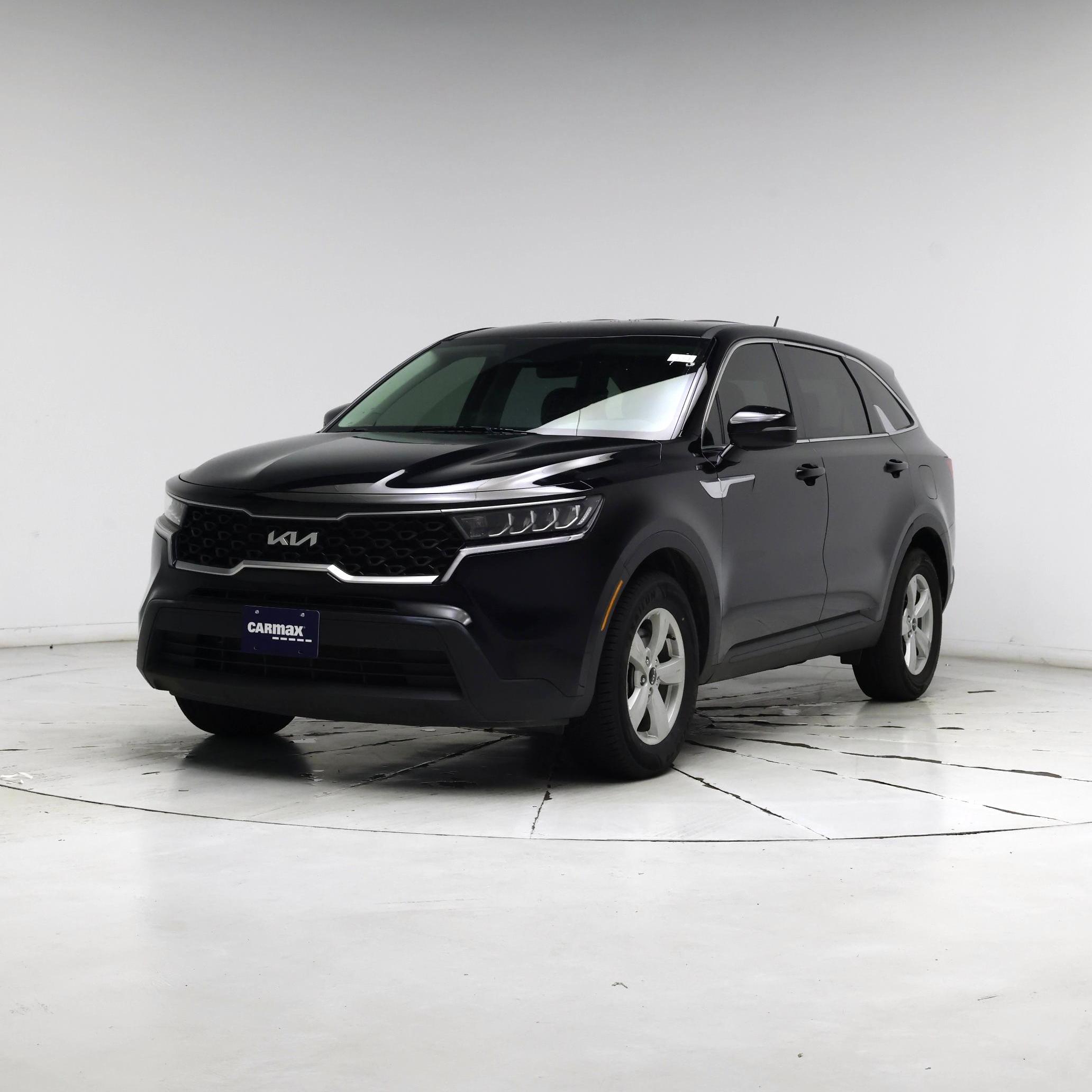 Thumbnail: 2023 Kia Sorento - 4