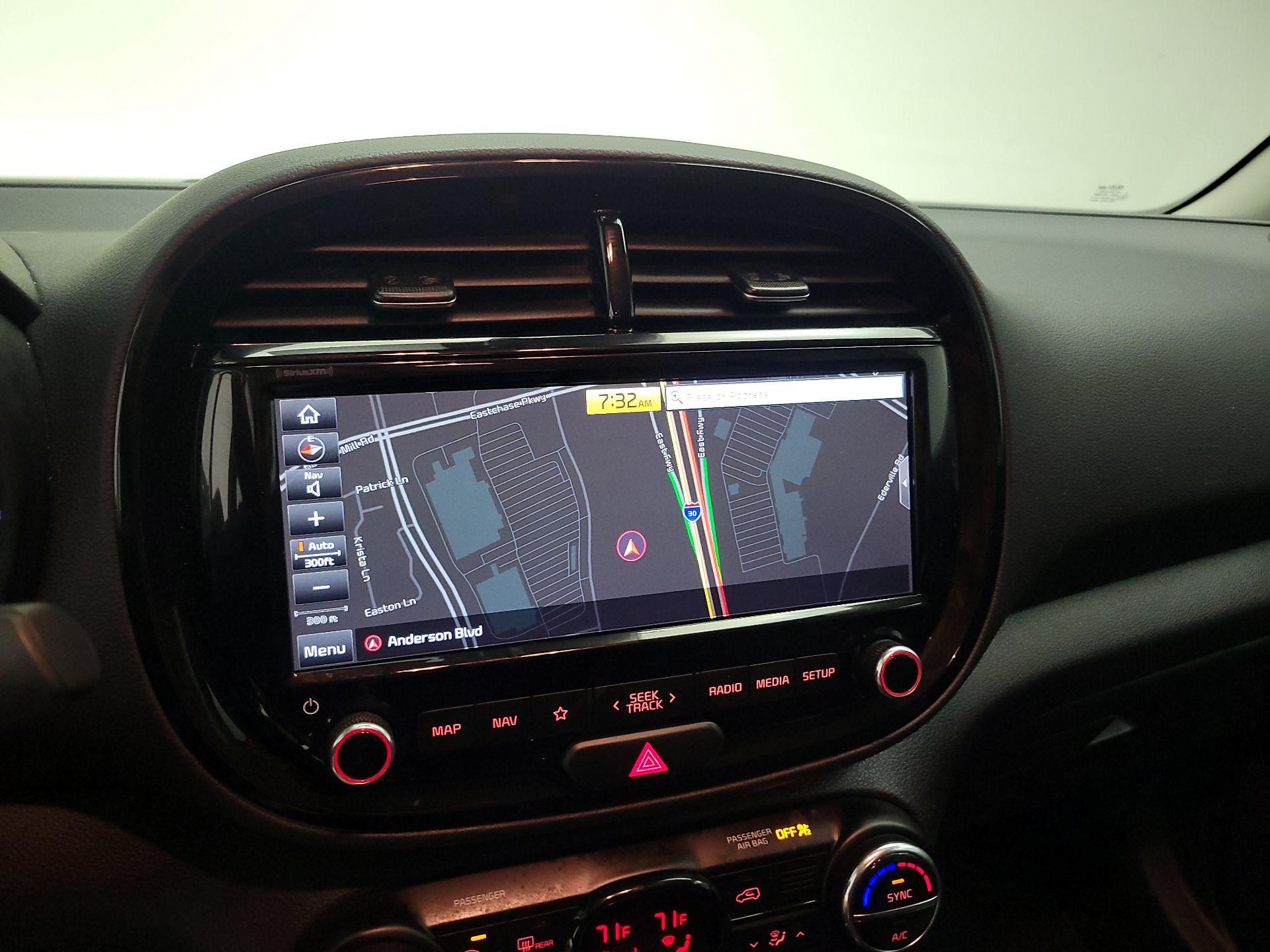 Thumbnail: 2020 Kia Soul - 14