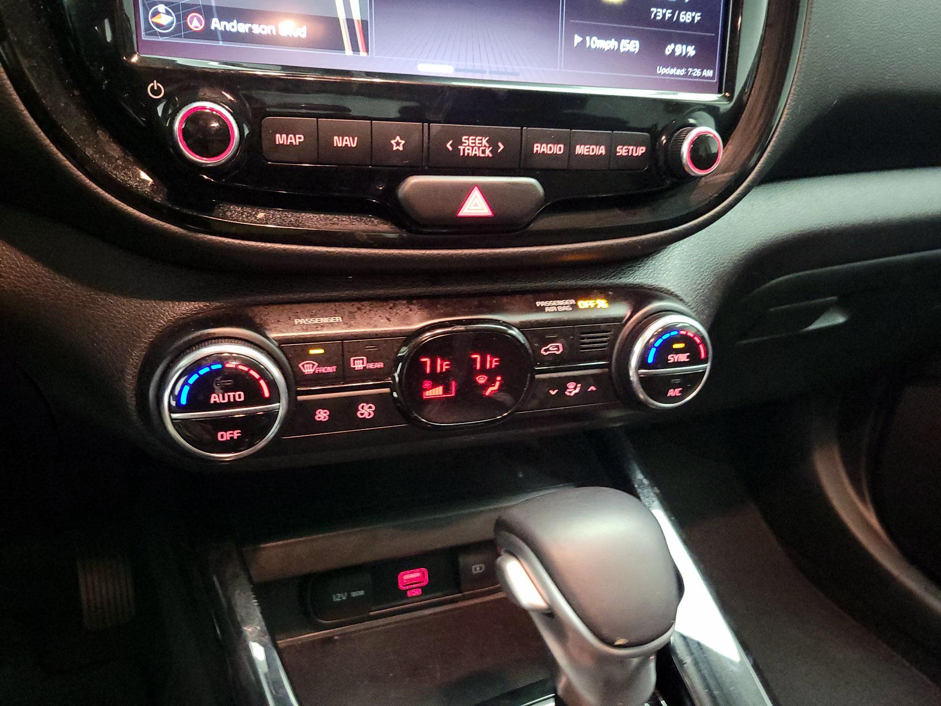 Thumbnail: 2020 Kia Soul - 17