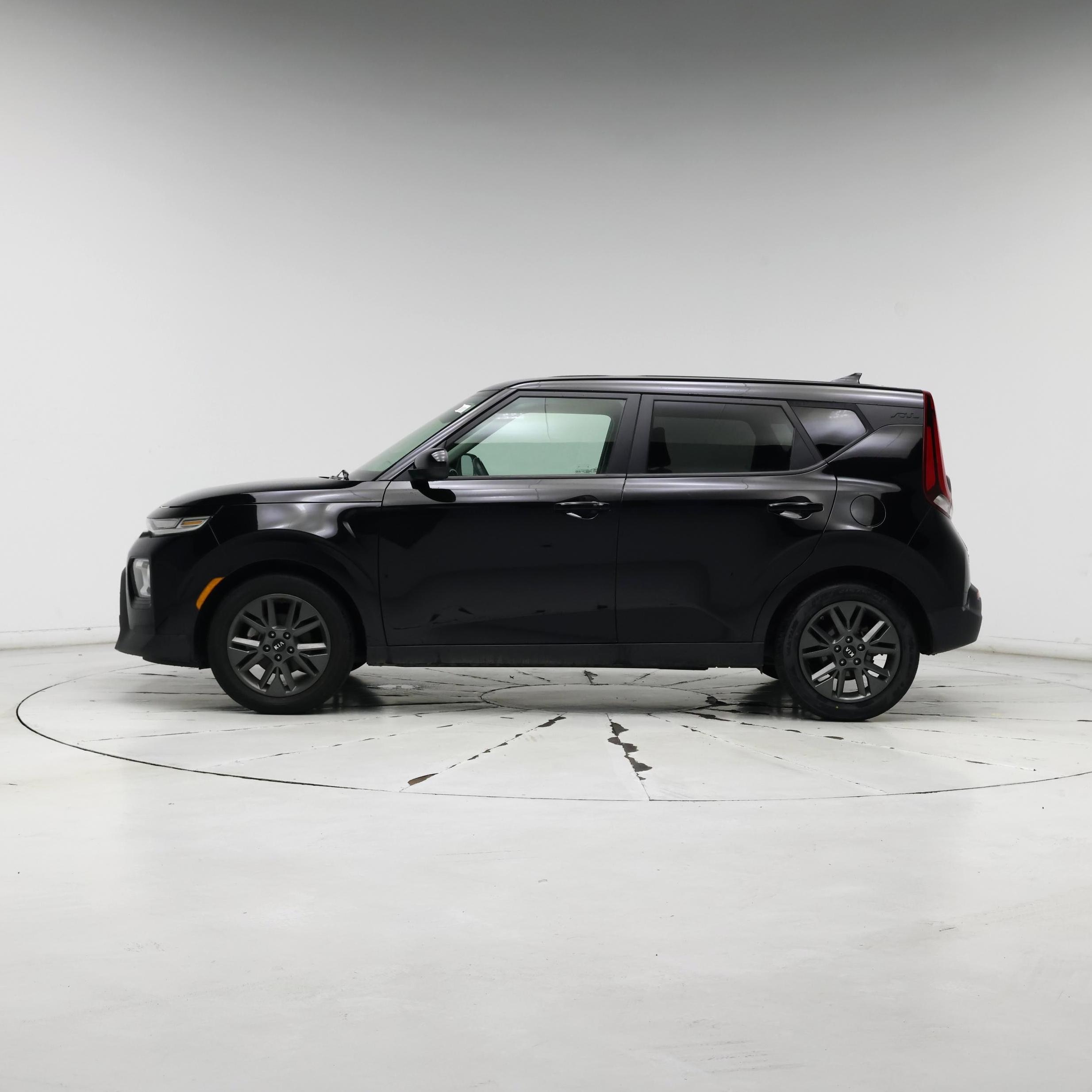 Thumbnail: 2020 Kia Soul - 3