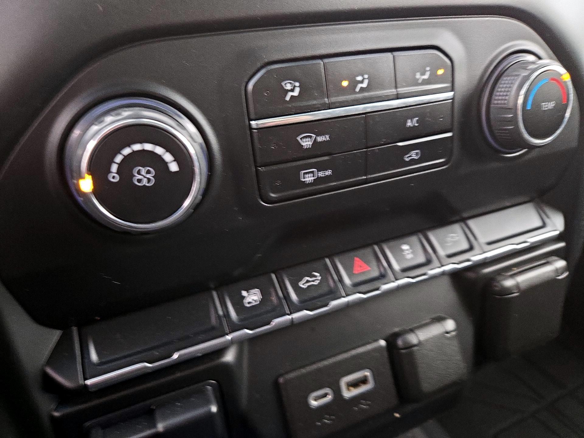 Thumbnail: 2022 Chevrolet Silverado 2500 - 16