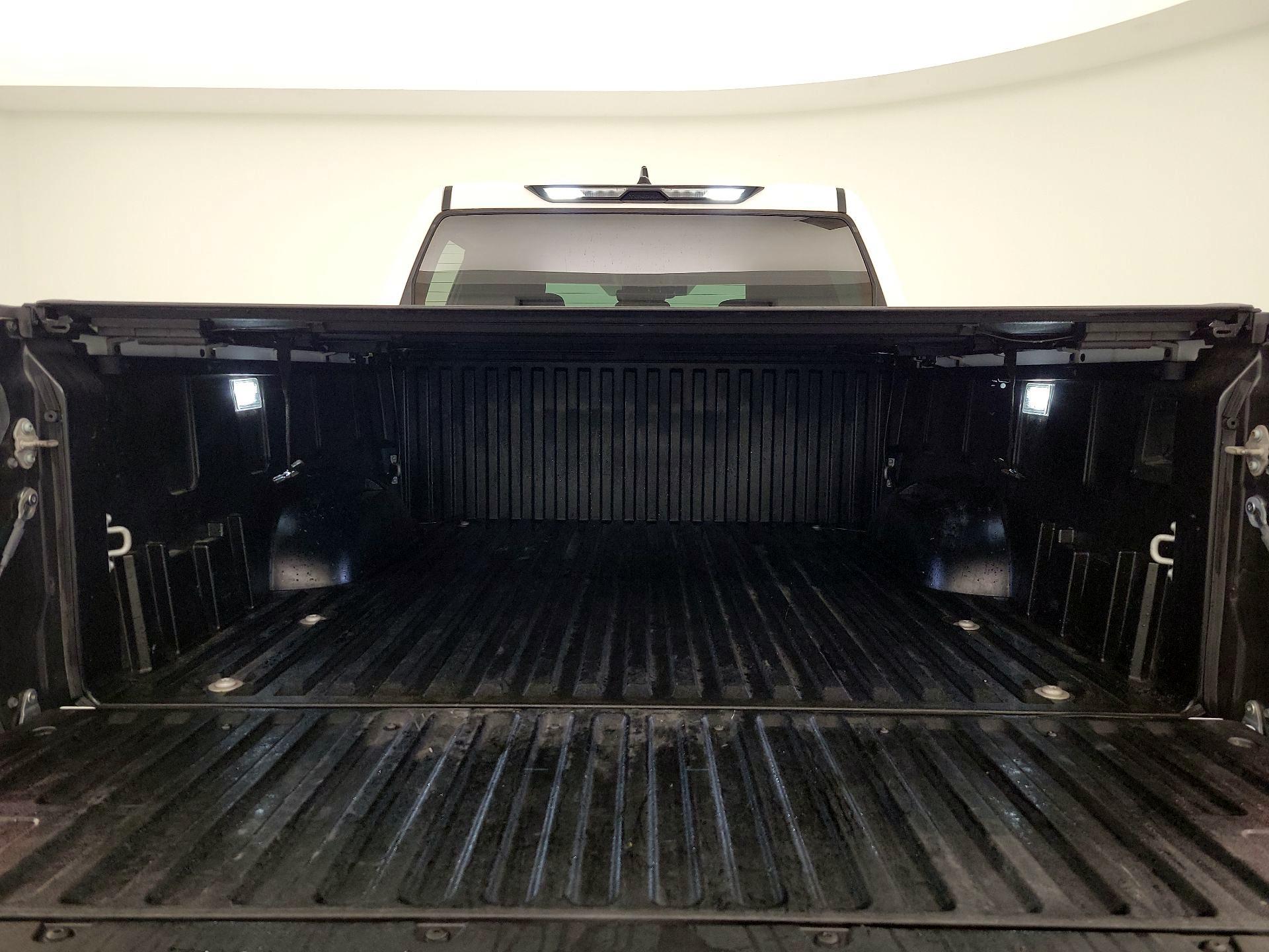 Thumbnail: 2023 Toyota Tundra - 19