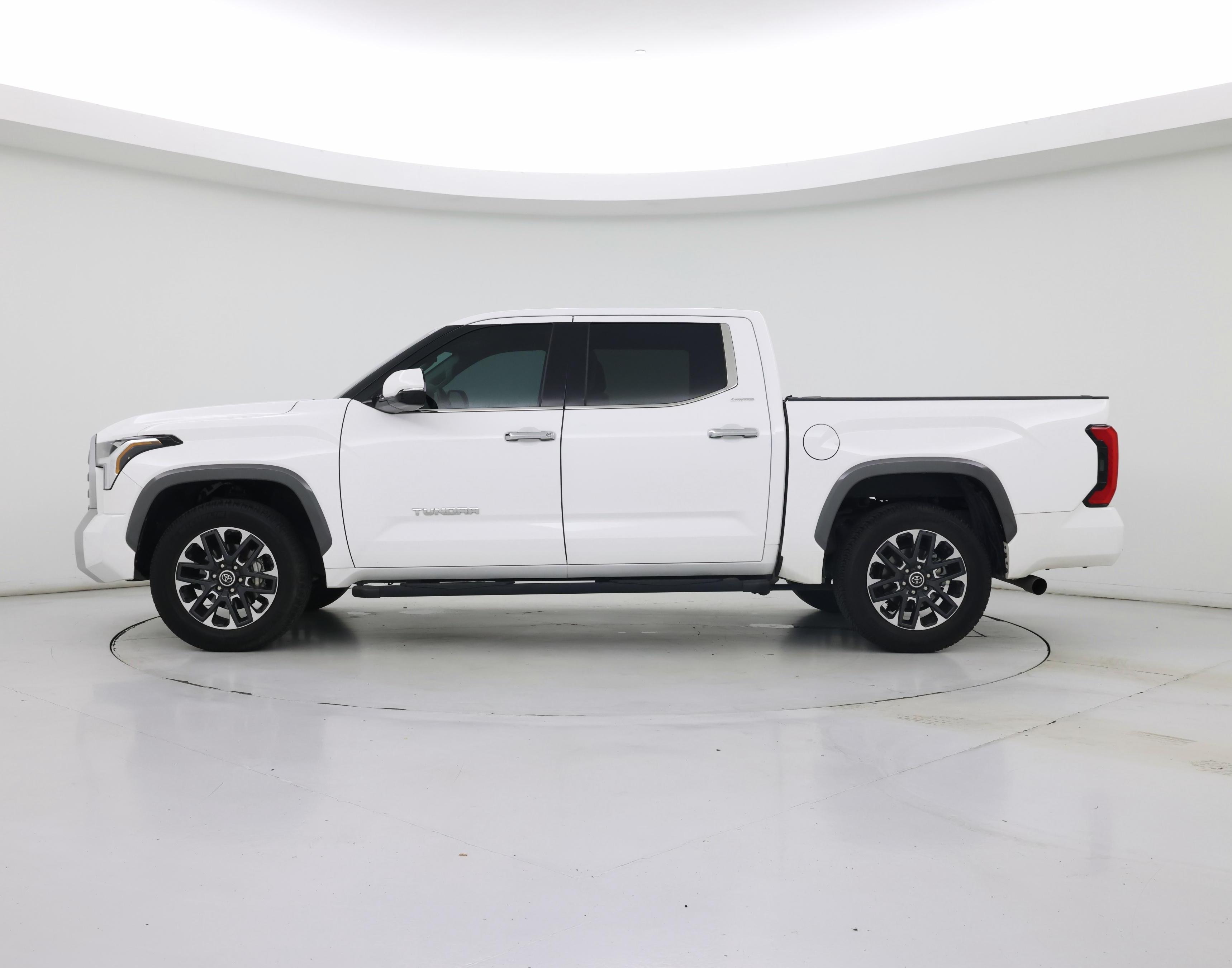 Thumbnail: 2023 Toyota Tundra - 3