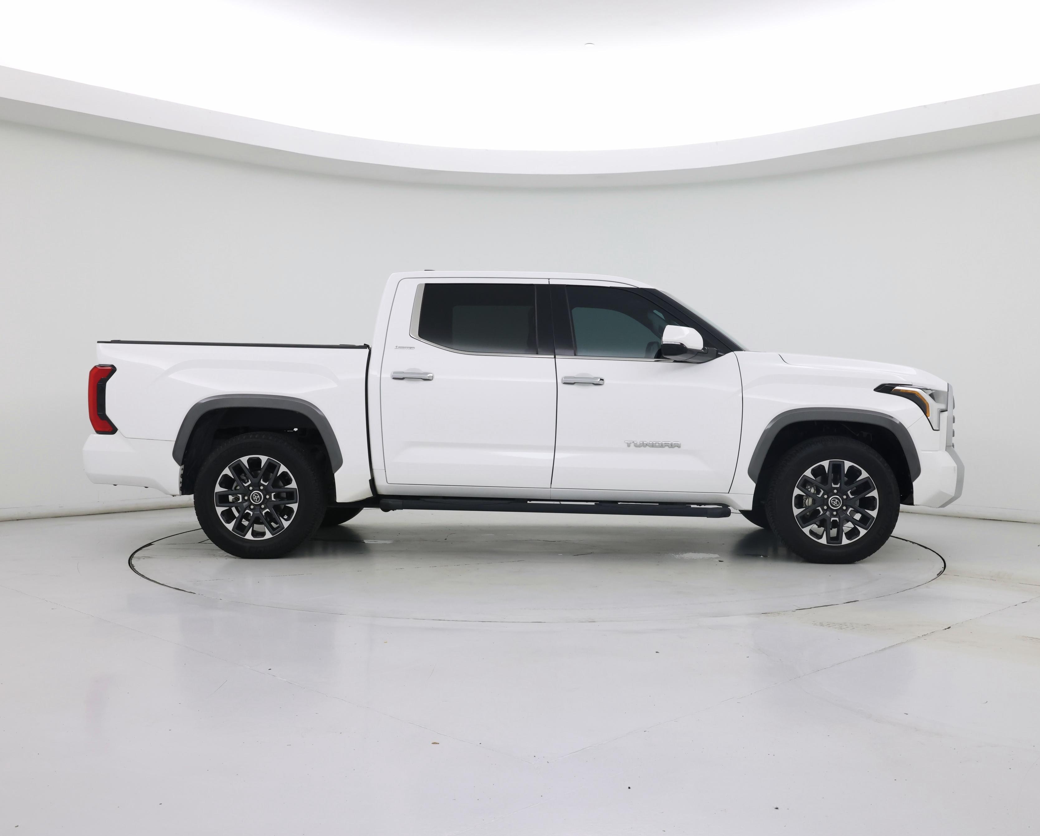 Thumbnail: 2023 Toyota Tundra - 7