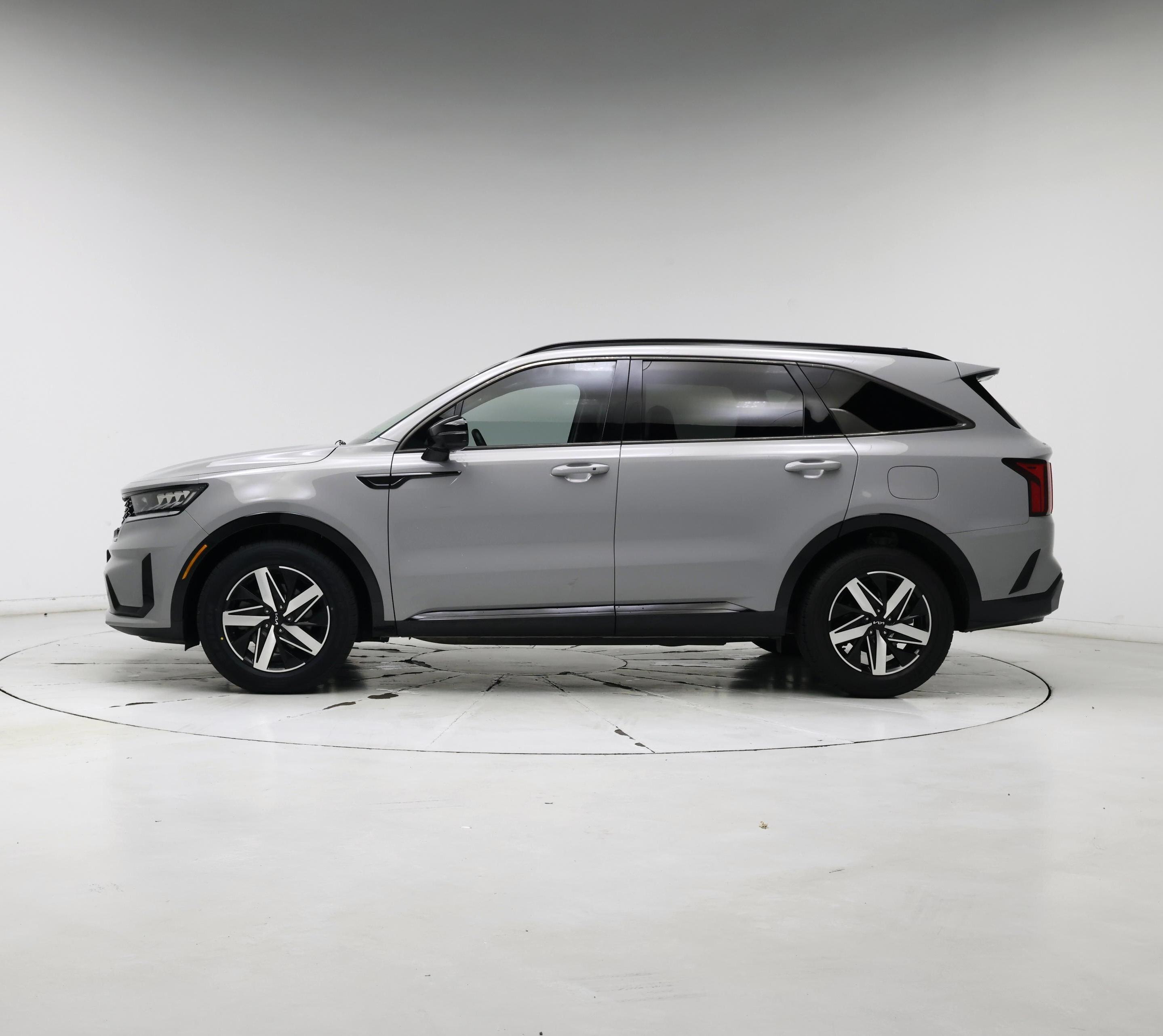 Thumbnail: 2022 Kia Sorento - 3