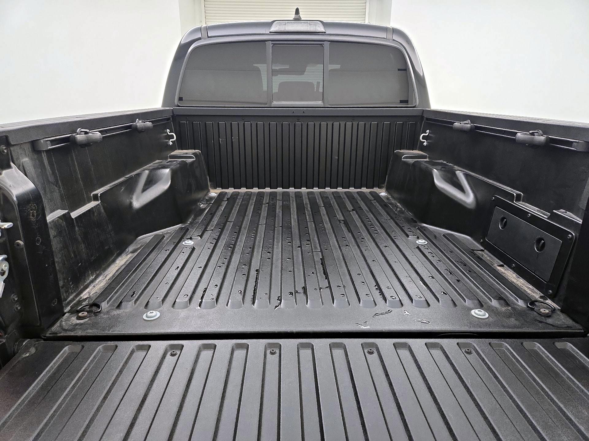 Thumbnail: 2023 Toyota Tacoma - 20