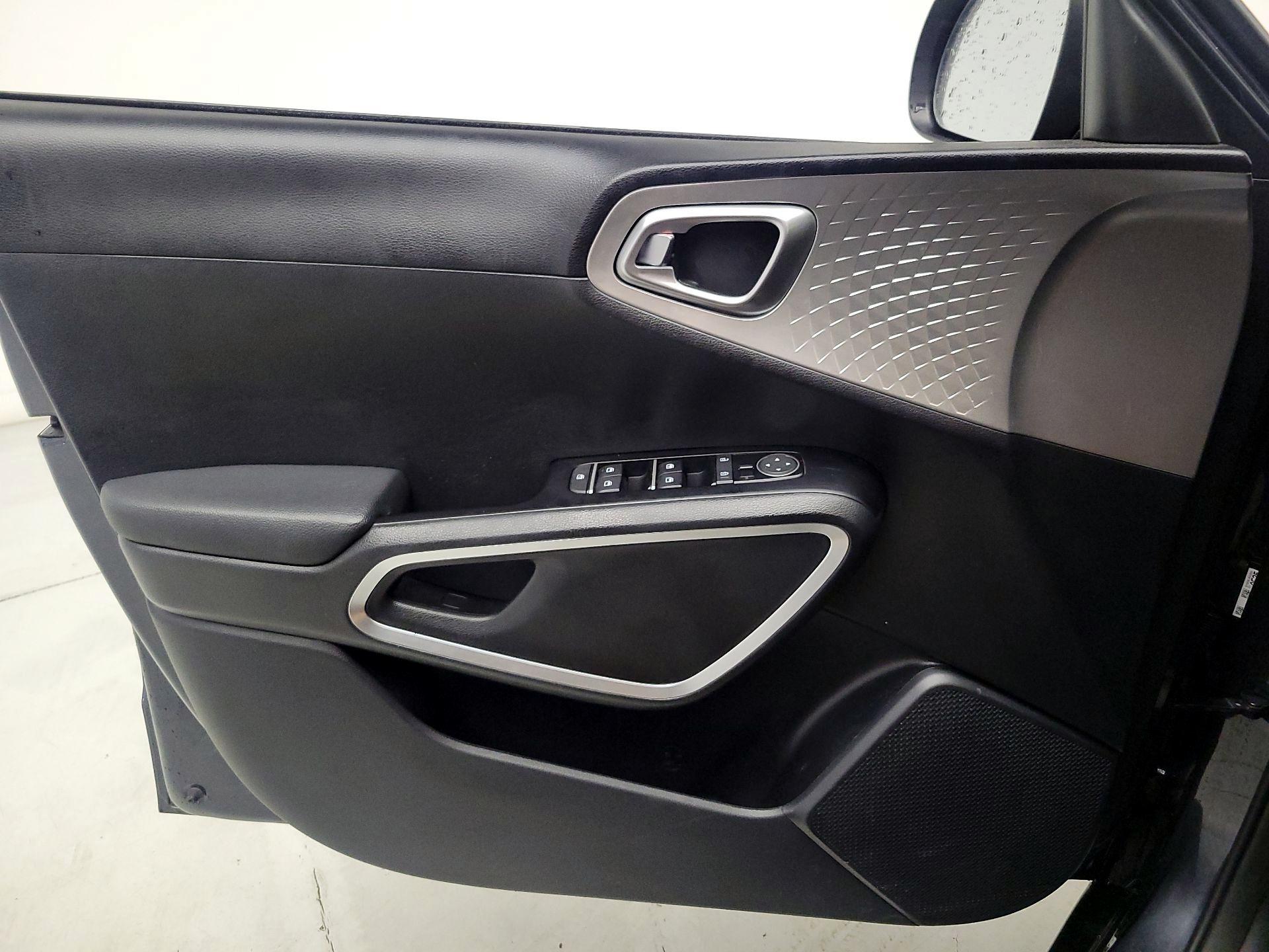 Thumbnail: 2024 Kia Soul - 12