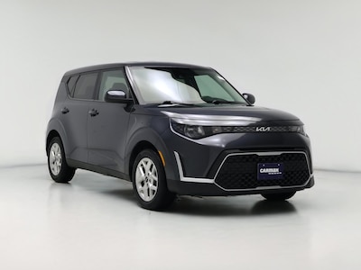 Gray 2023 Kia Soul LX