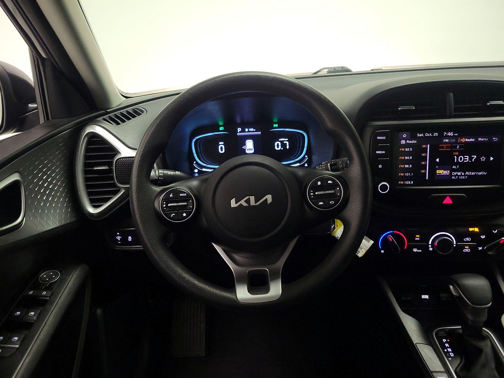 Thumbnail: 2023 Kia Soul - 10