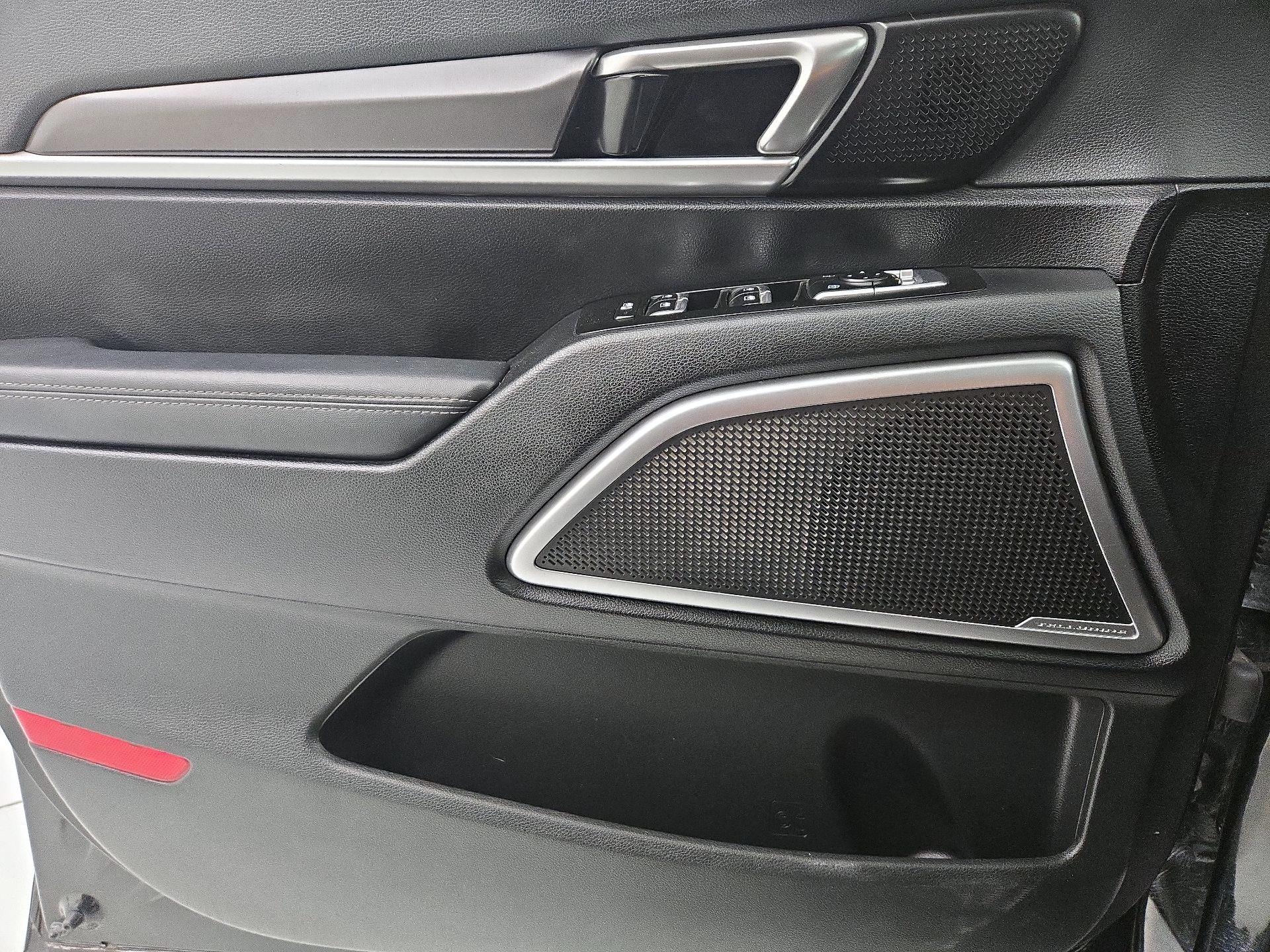 Thumbnail: 2023 Kia Telluride - 12