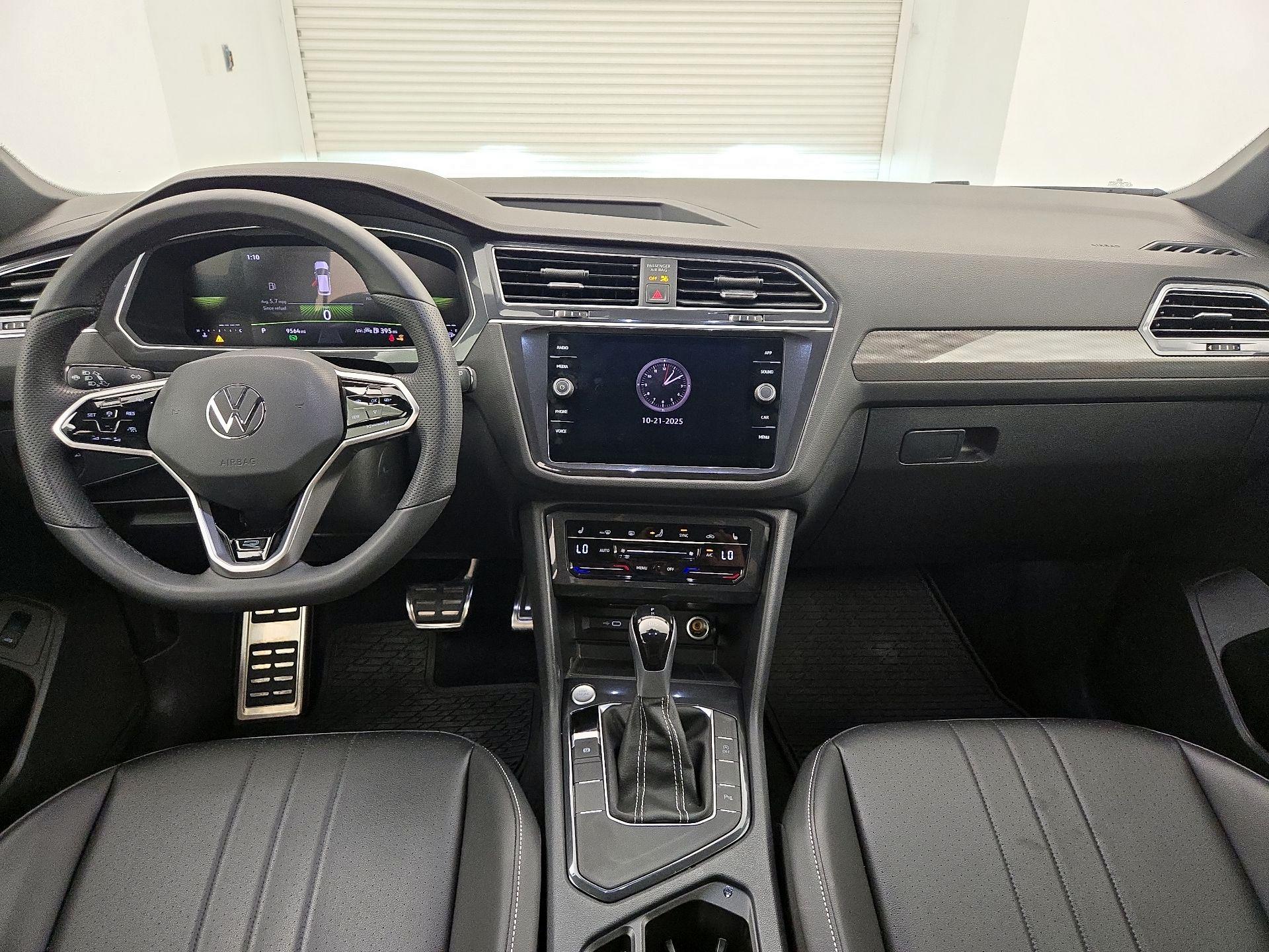 Thumbnail: 2024 Volkswagen Tiguan - 9