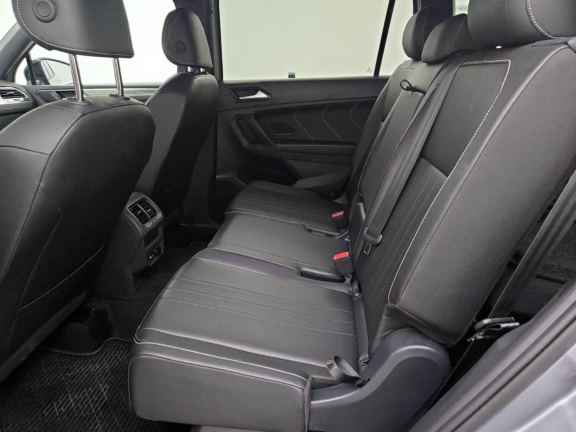 Thumbnail: 2024 Volkswagen Tiguan - 19