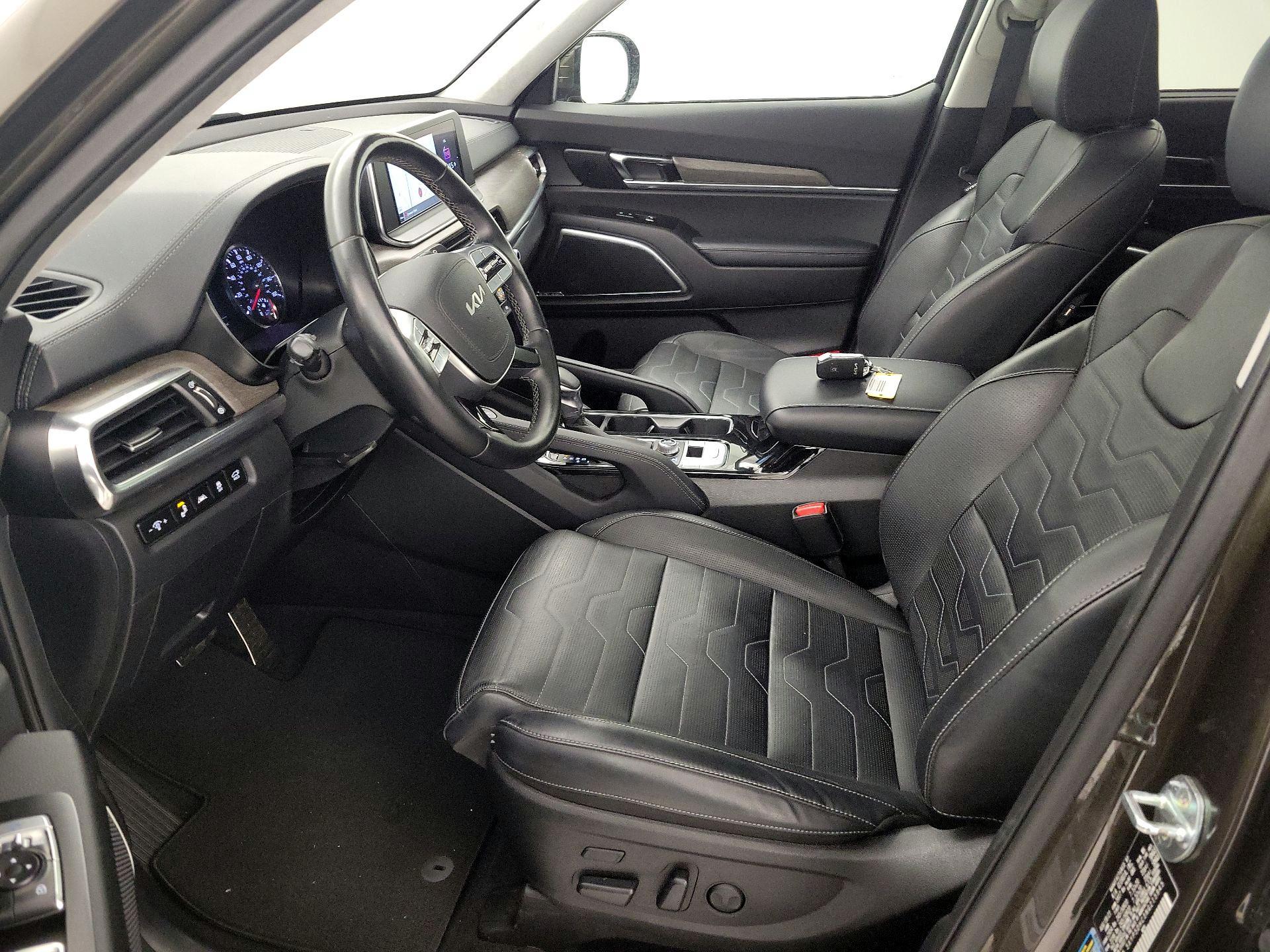 Thumbnail: 2022 Kia Telluride - 11