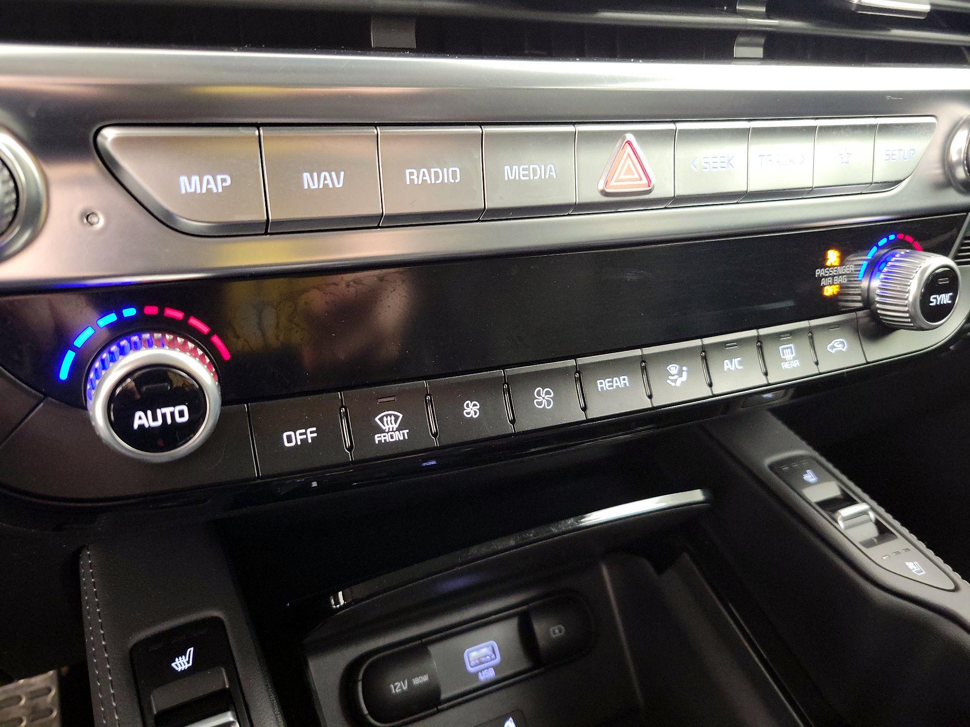 Thumbnail: 2022 Kia Telluride - 17