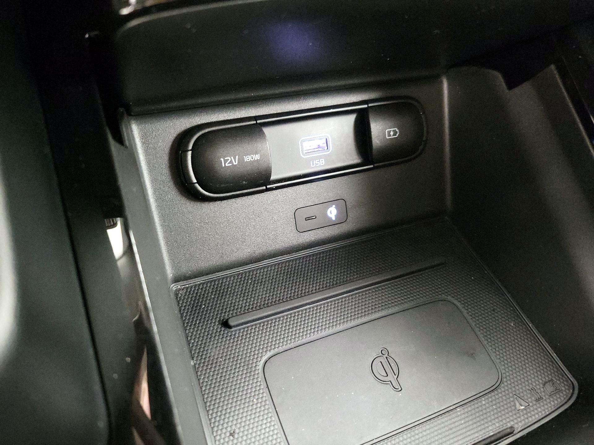 Thumbnail: 2022 Kia Telluride - 19