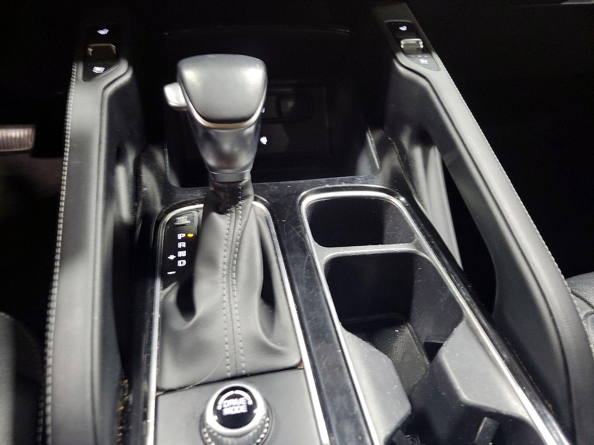 Thumbnail: 2022 Kia Telluride - 17