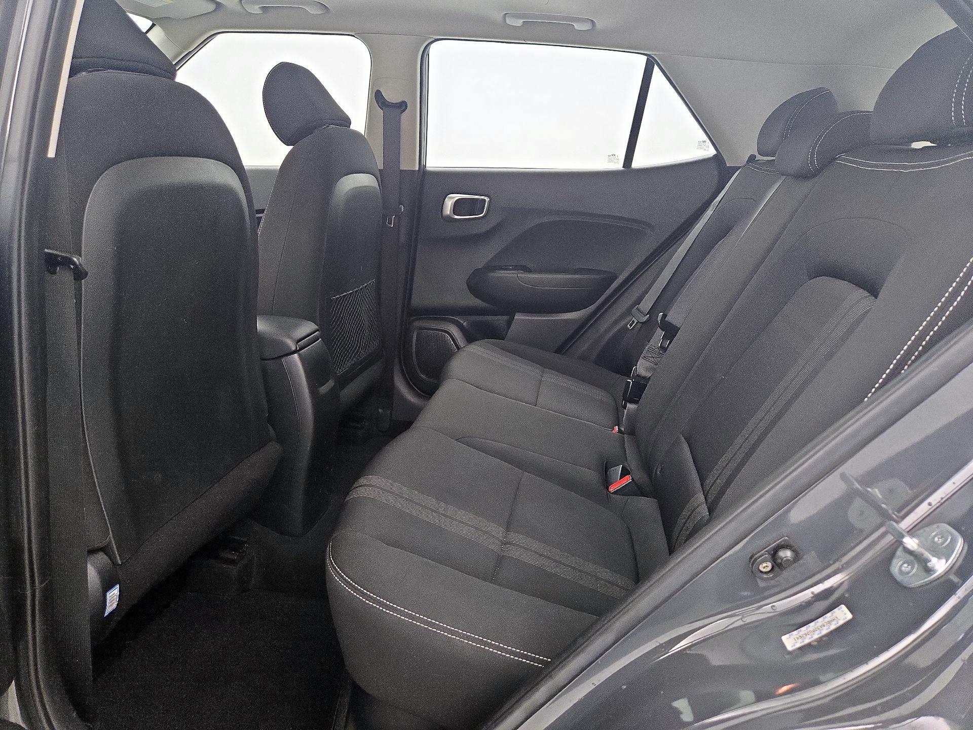 Thumbnail: 2023 Hyundai Venue - 20