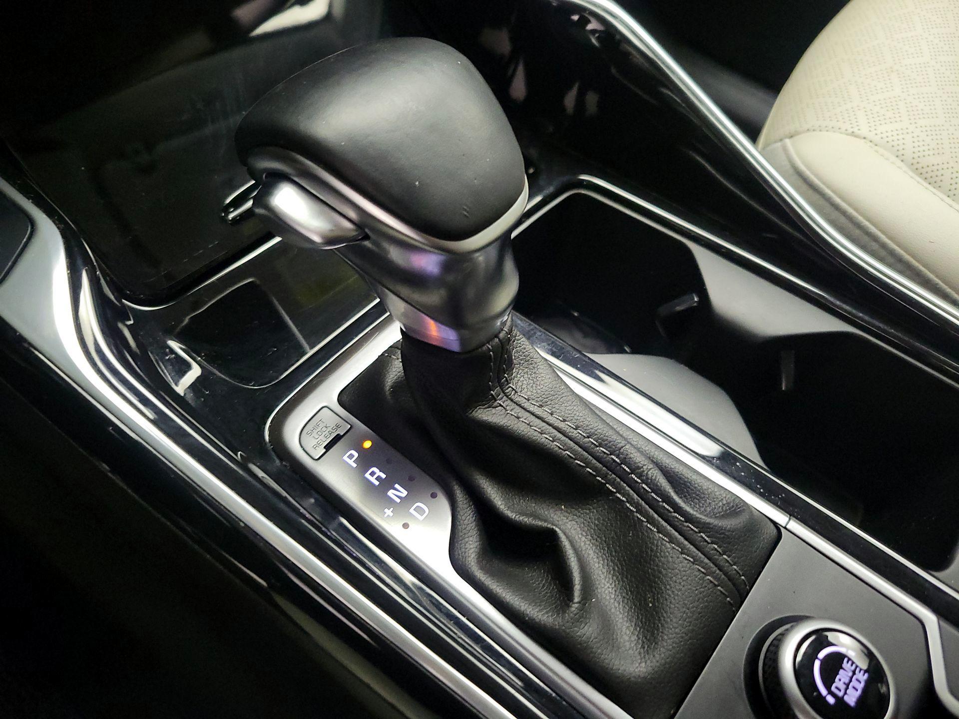 Thumbnail: 2022 Kia Sorento - 18