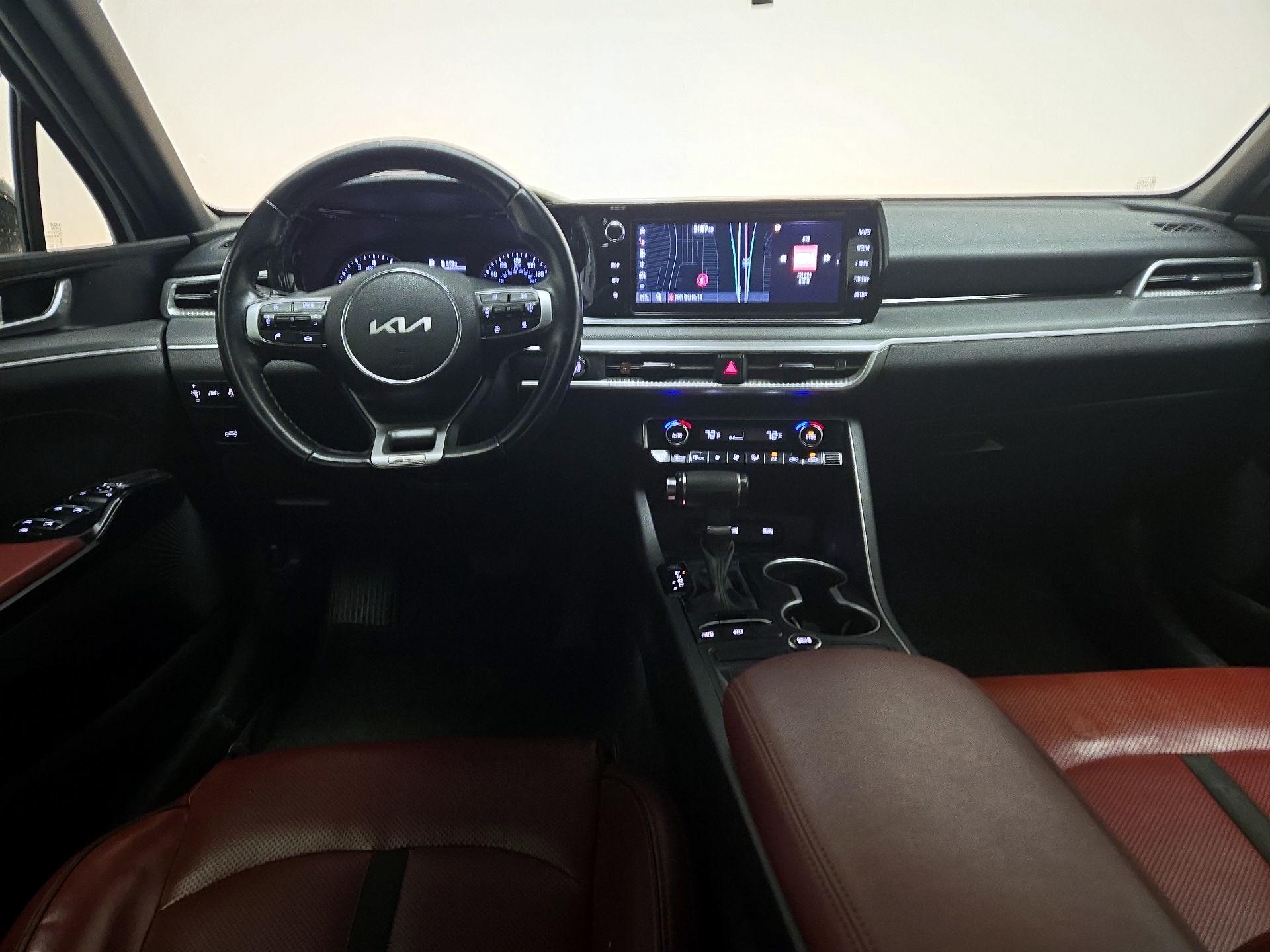 Thumbnail: 2023 Kia K5 - 9