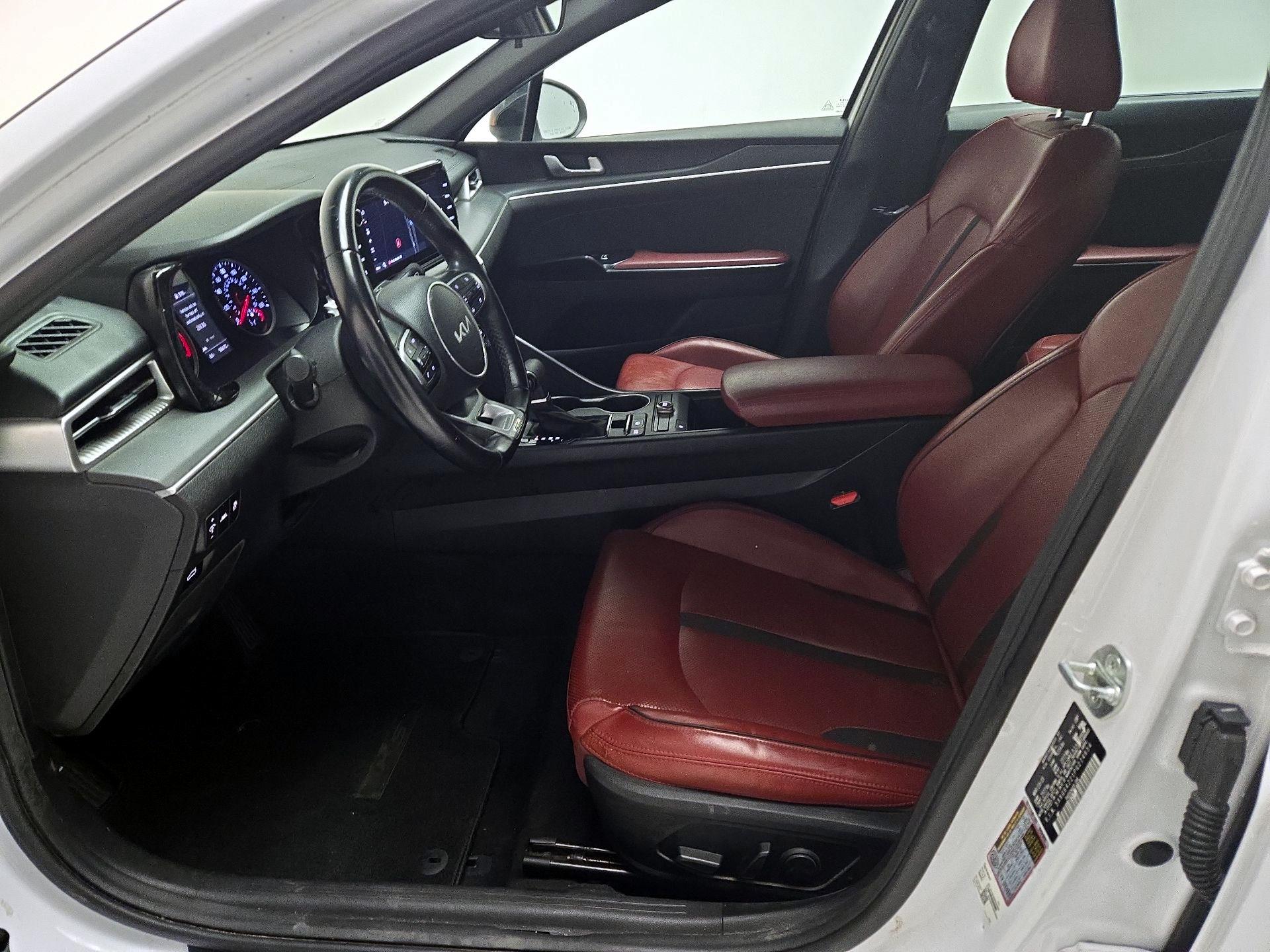 Thumbnail: 2023 Kia K5 - 11