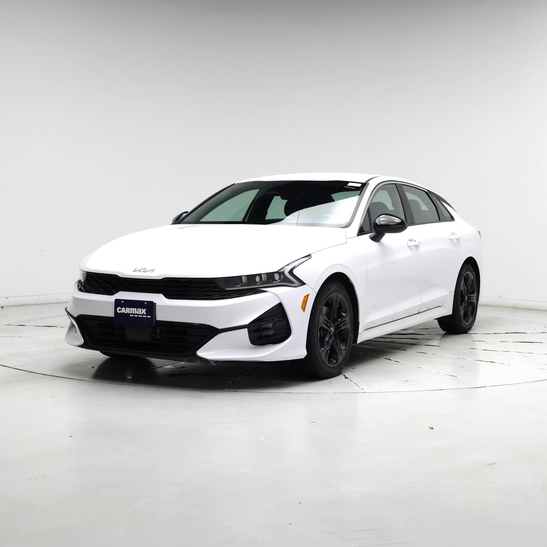 Thumbnail: 2023 Kia K5 - 4