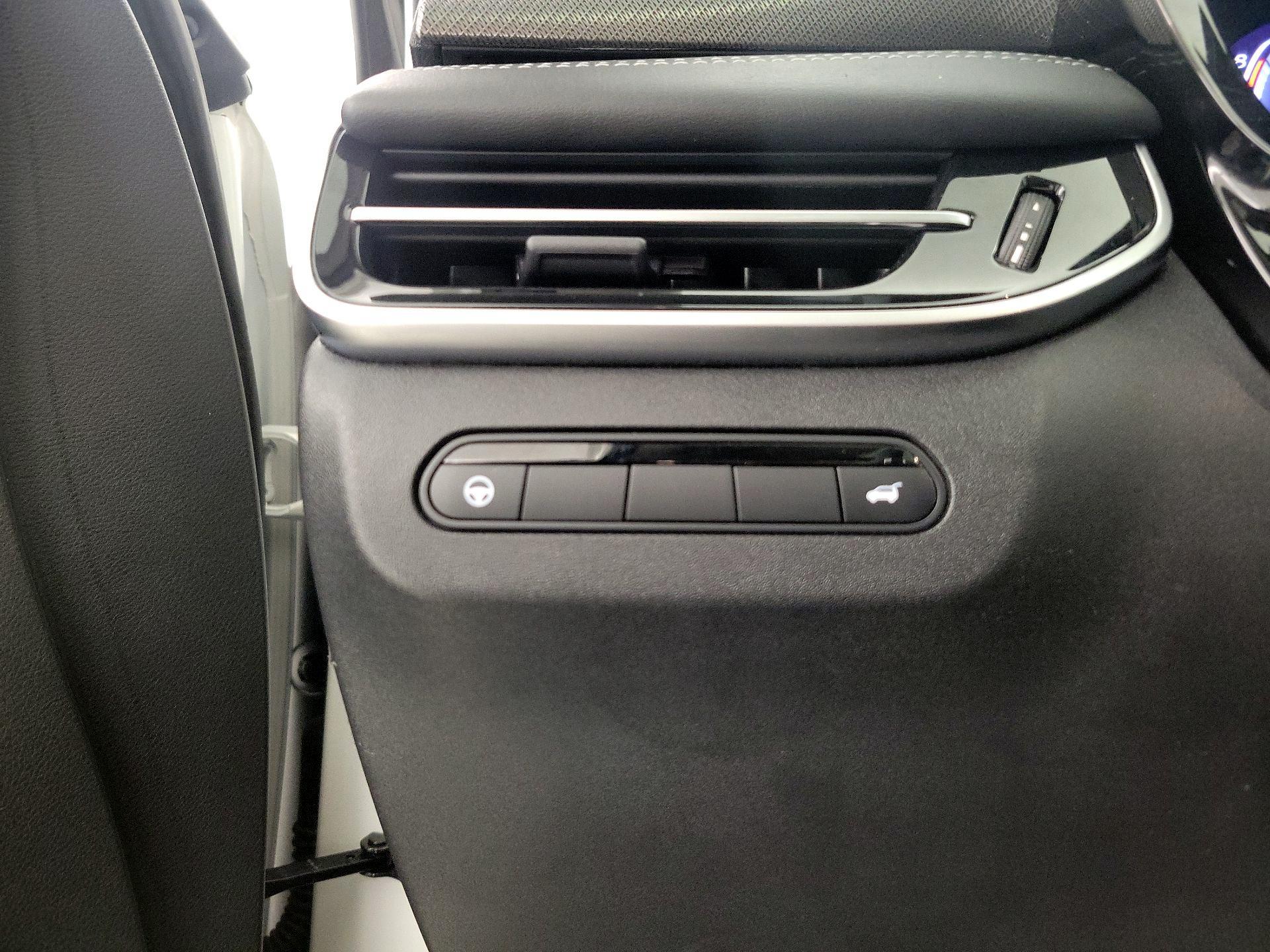 Thumbnail: 2023 INFINITI QX60 - 13