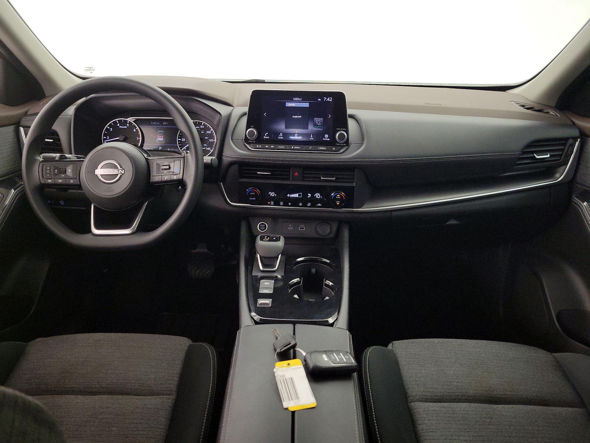 Thumbnail: 2023 Nissan Rogue - 9