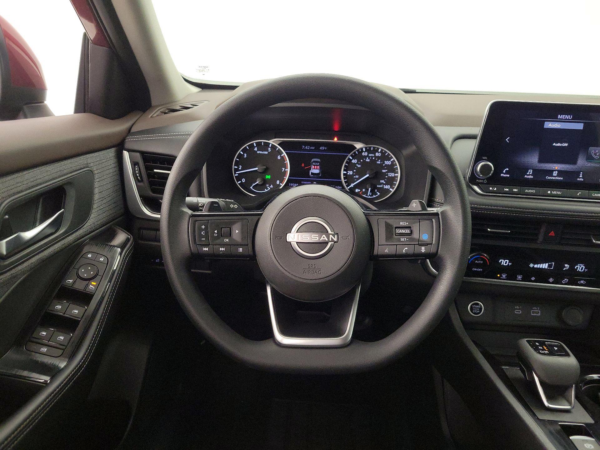 Thumbnail: 2023 Nissan Rogue - 10