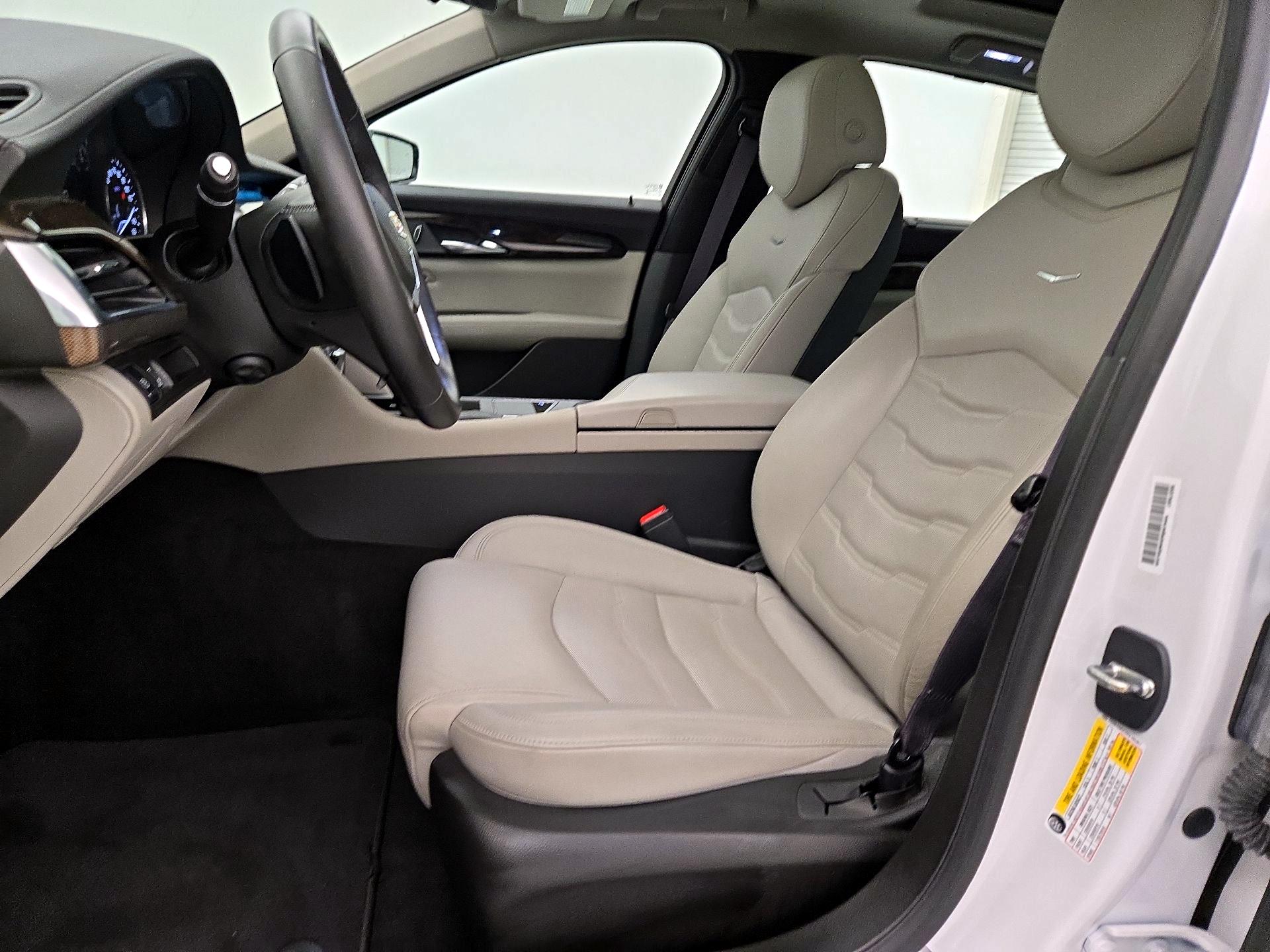 Thumbnail: 2017 Cadillac CT6 - 11
