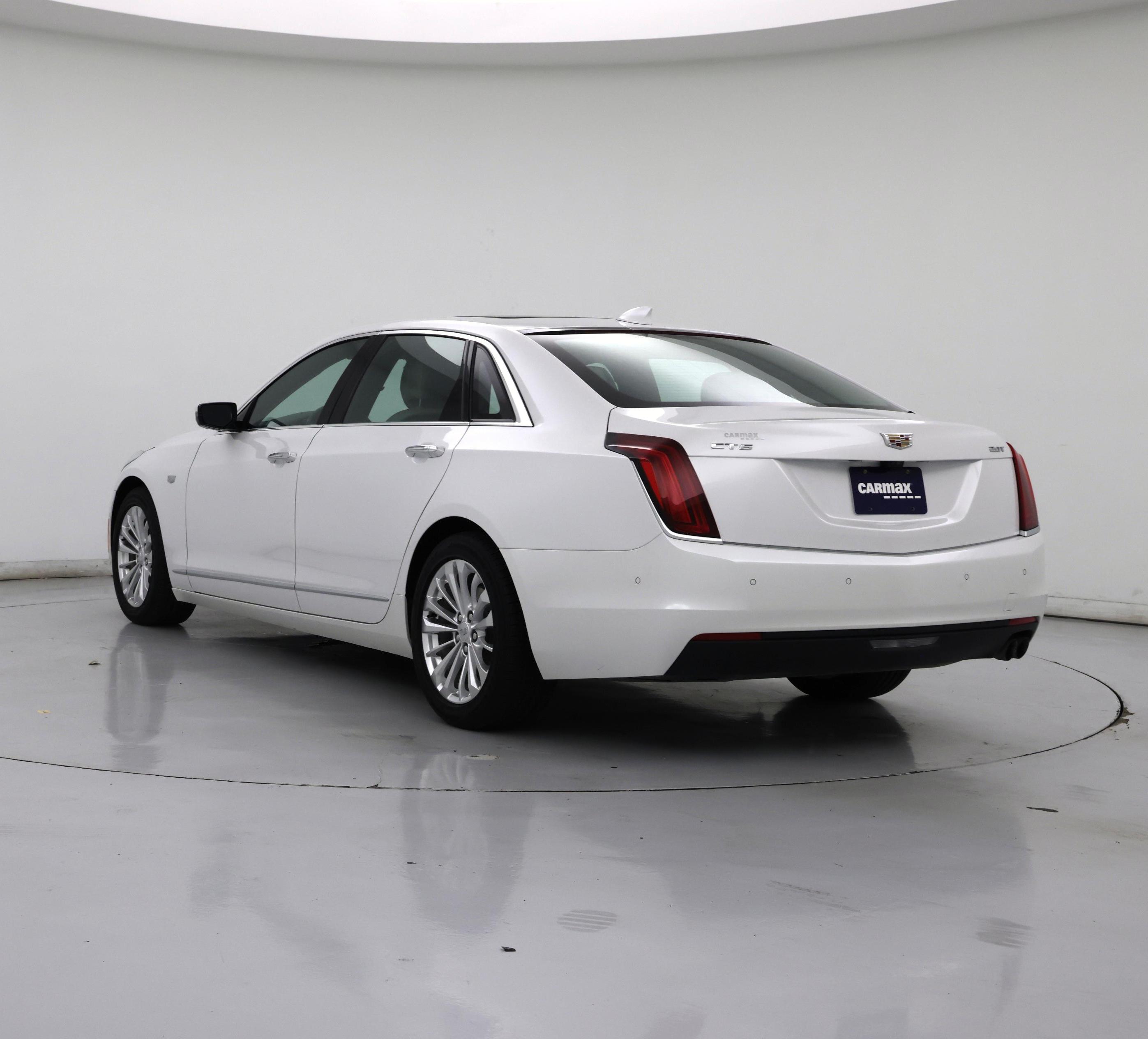 Thumbnail: 2017 Cadillac CT6 - 2