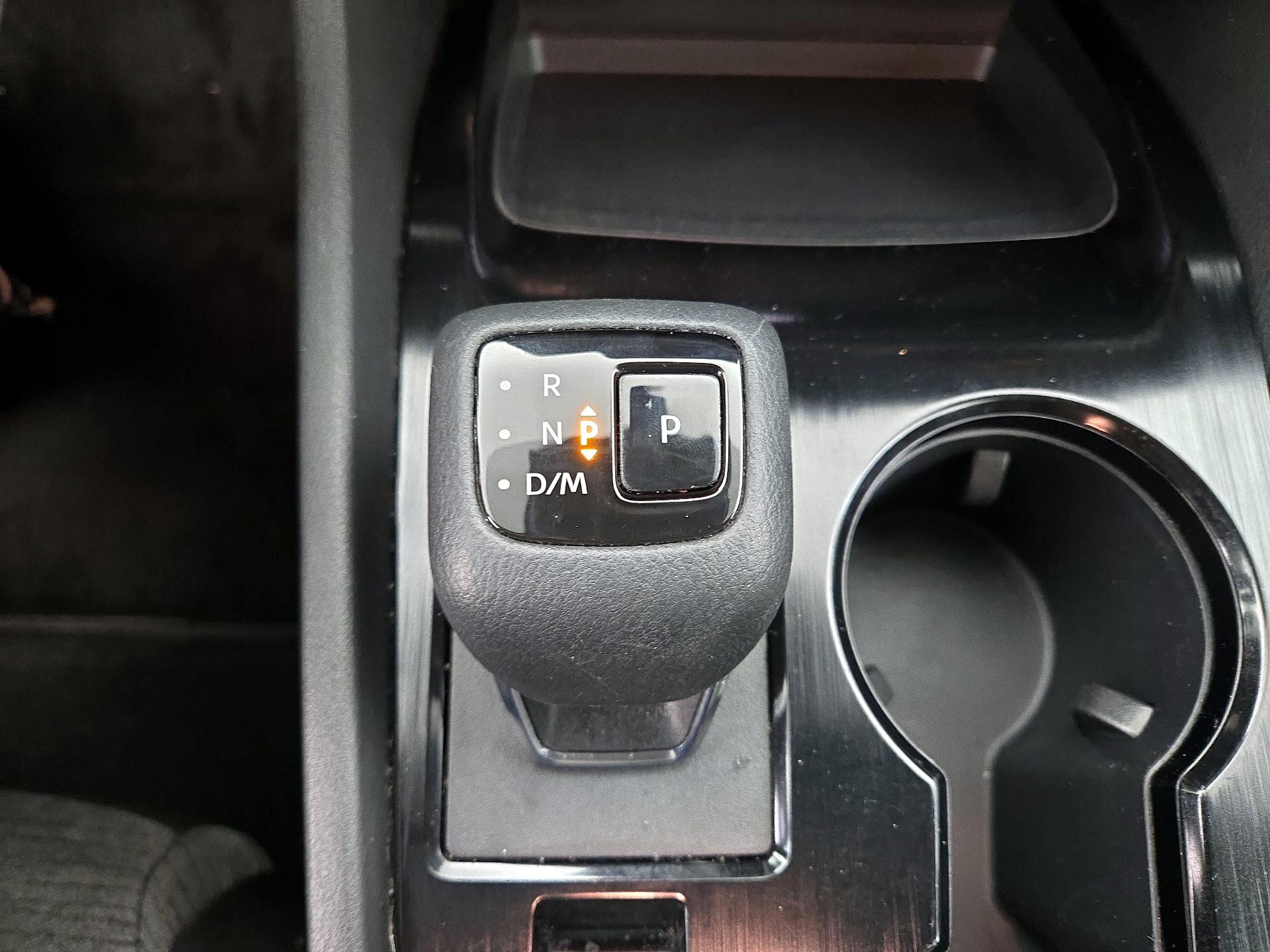 Thumbnail: 2022 Nissan Rogue - 17