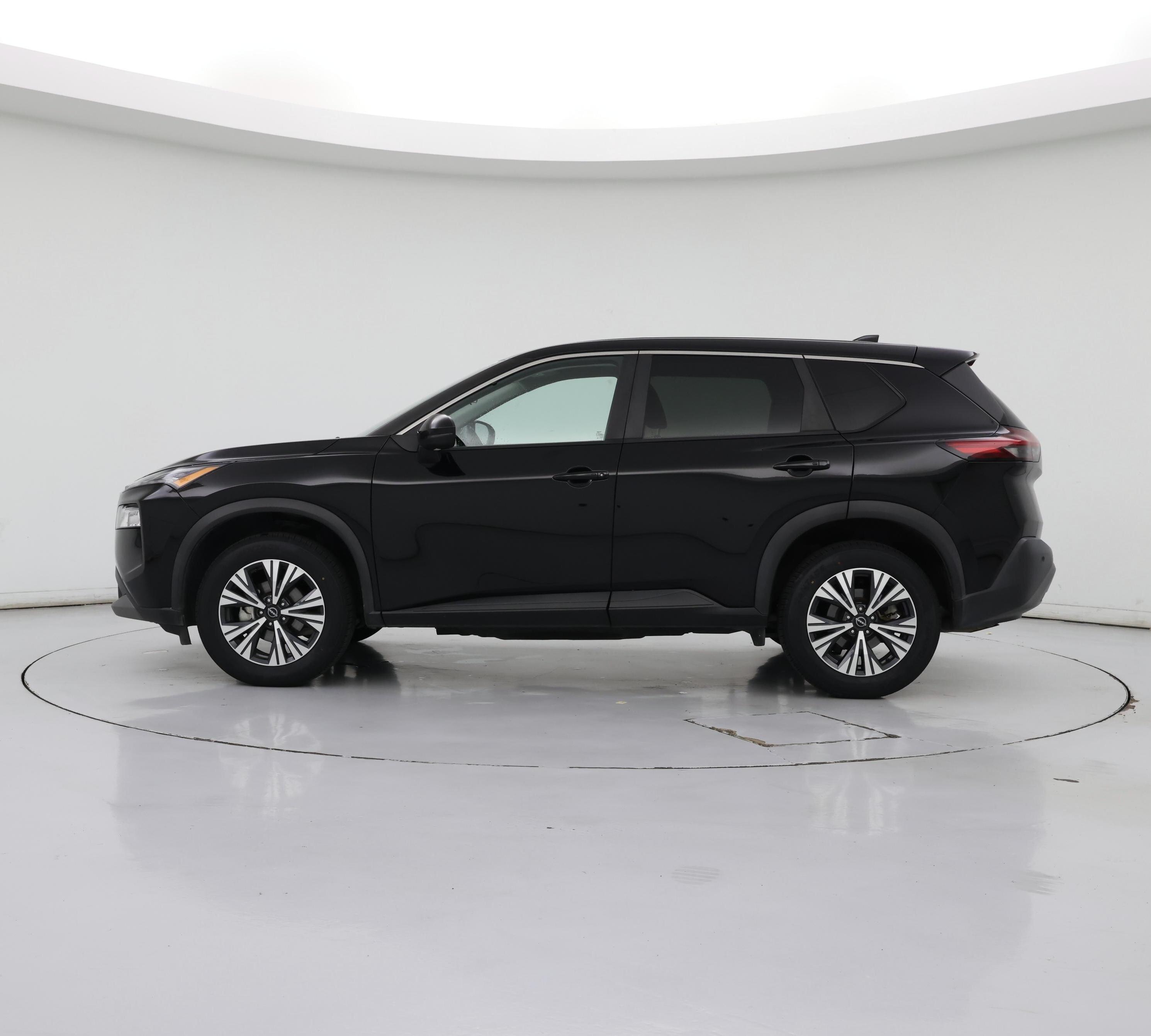Thumbnail: 2022 Nissan Rogue - 3